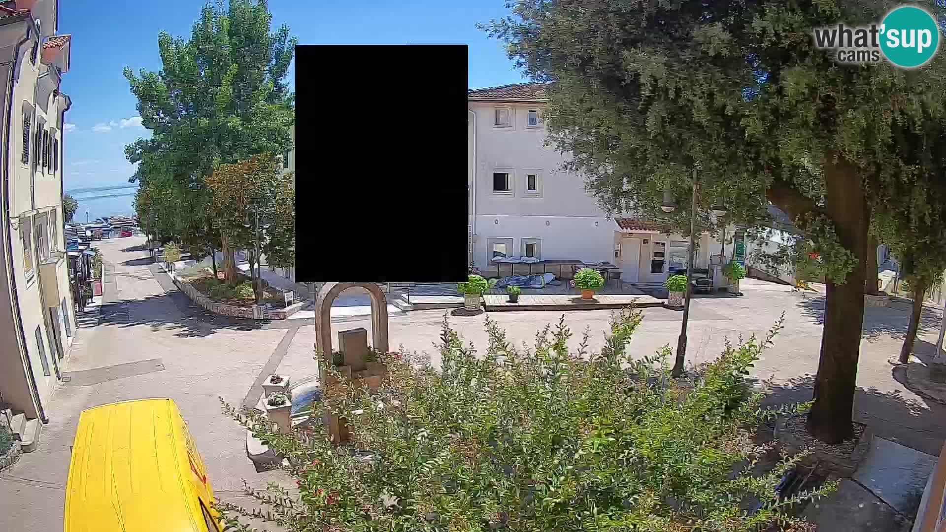 Webcam Mošćenička Draga Center – Live View of the Town Center