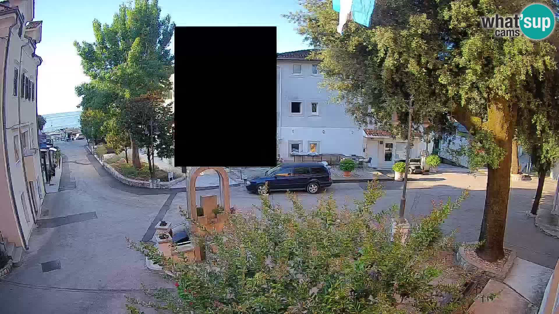 Spletna kamera center Mošćeniška Draga – Pogled v živo