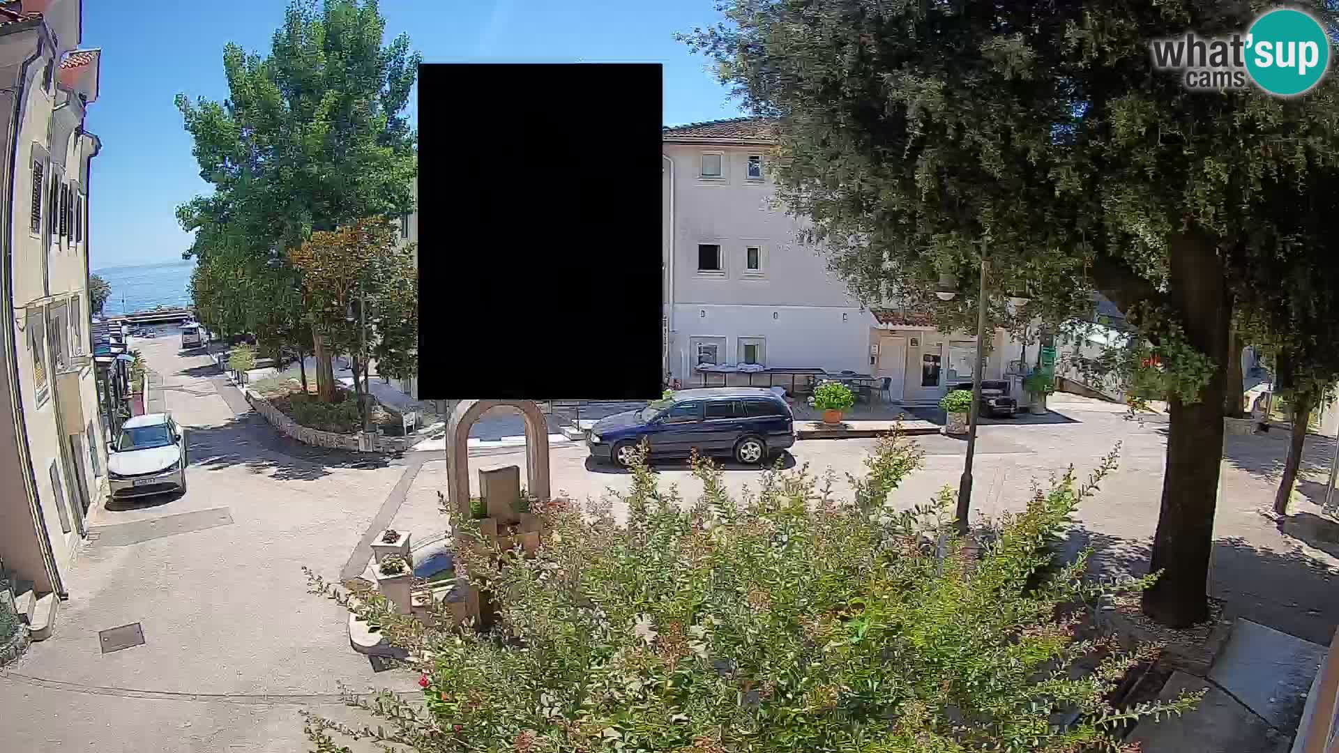Web kamera centar Mošćeničke Drage – Pogled uživo