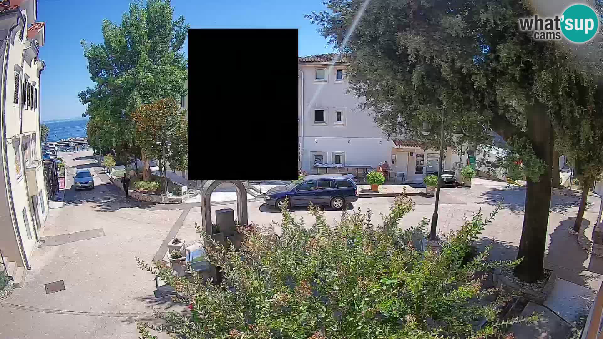 Webcam Mošćenička Draga Center – Live View of the Town Center