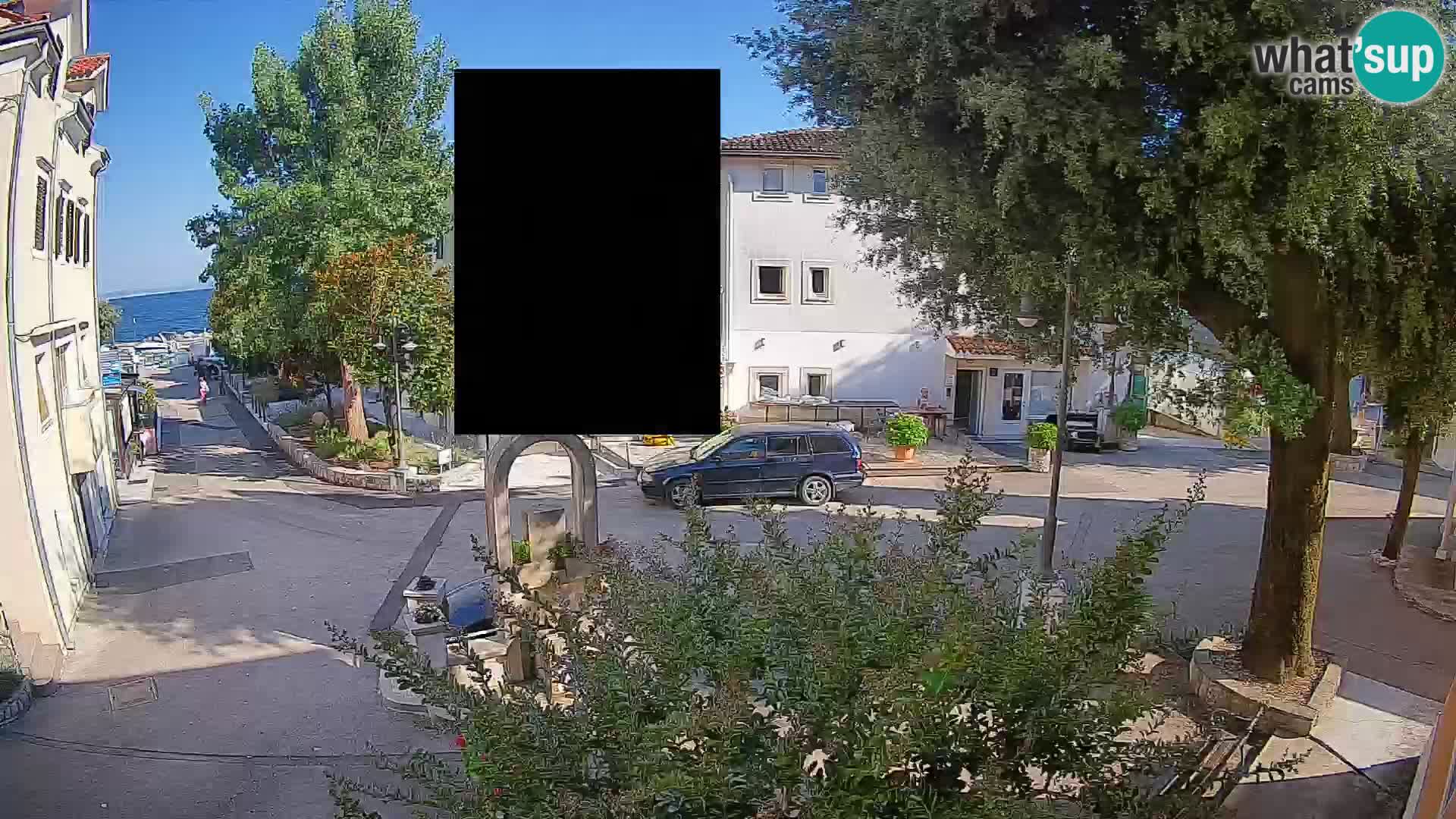 Web kamera centar Mošćeničke Drage – Pogled uživo
