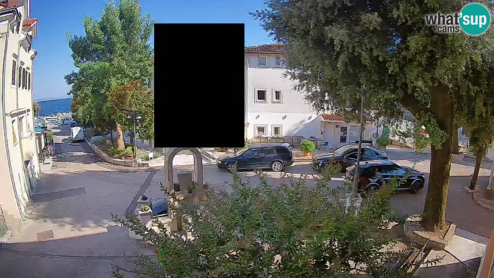 Web kamera centar Mošćeničke Drage – Pogled uživo