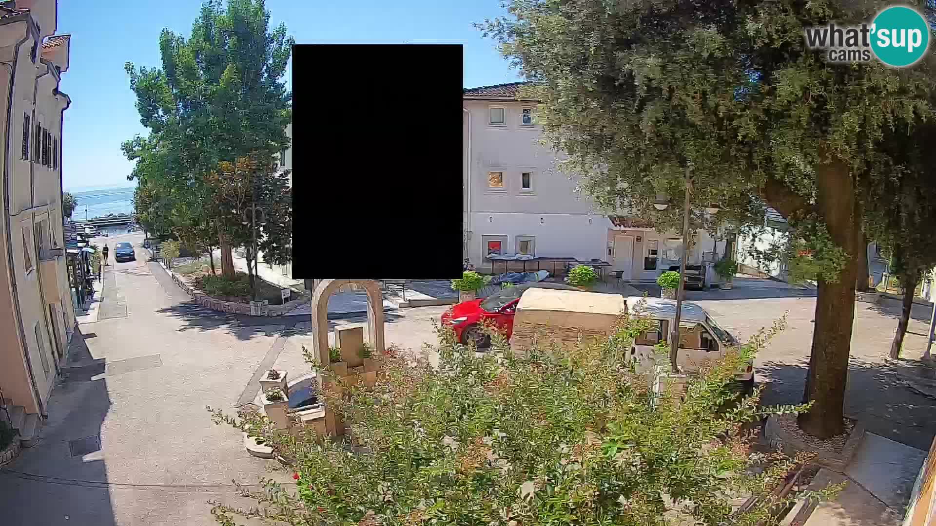 Webcam Mošćenička Draga Center – Live View of the Town Center