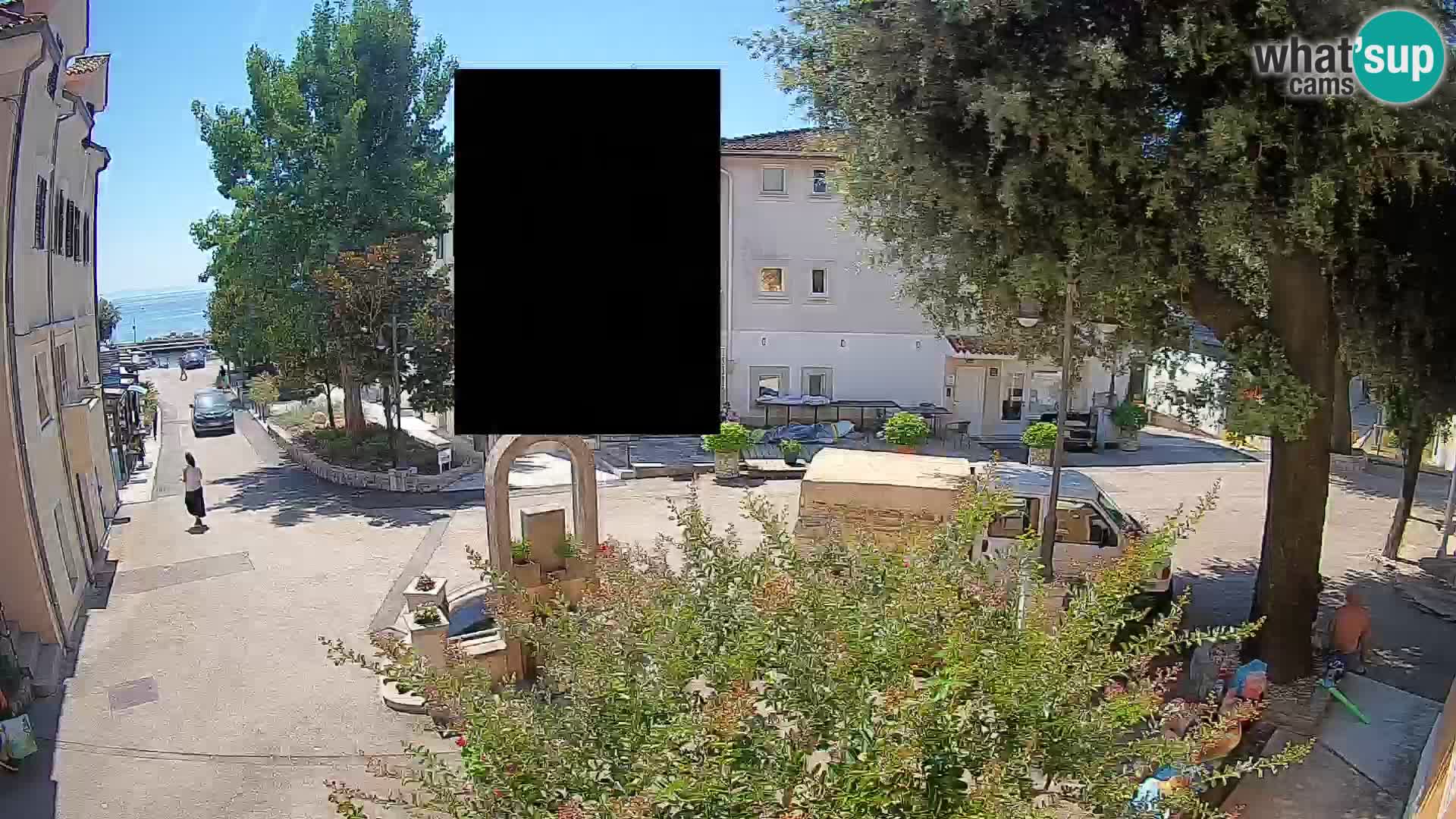 Webcam Mošćenička Draga Center – Live View of the Town Center