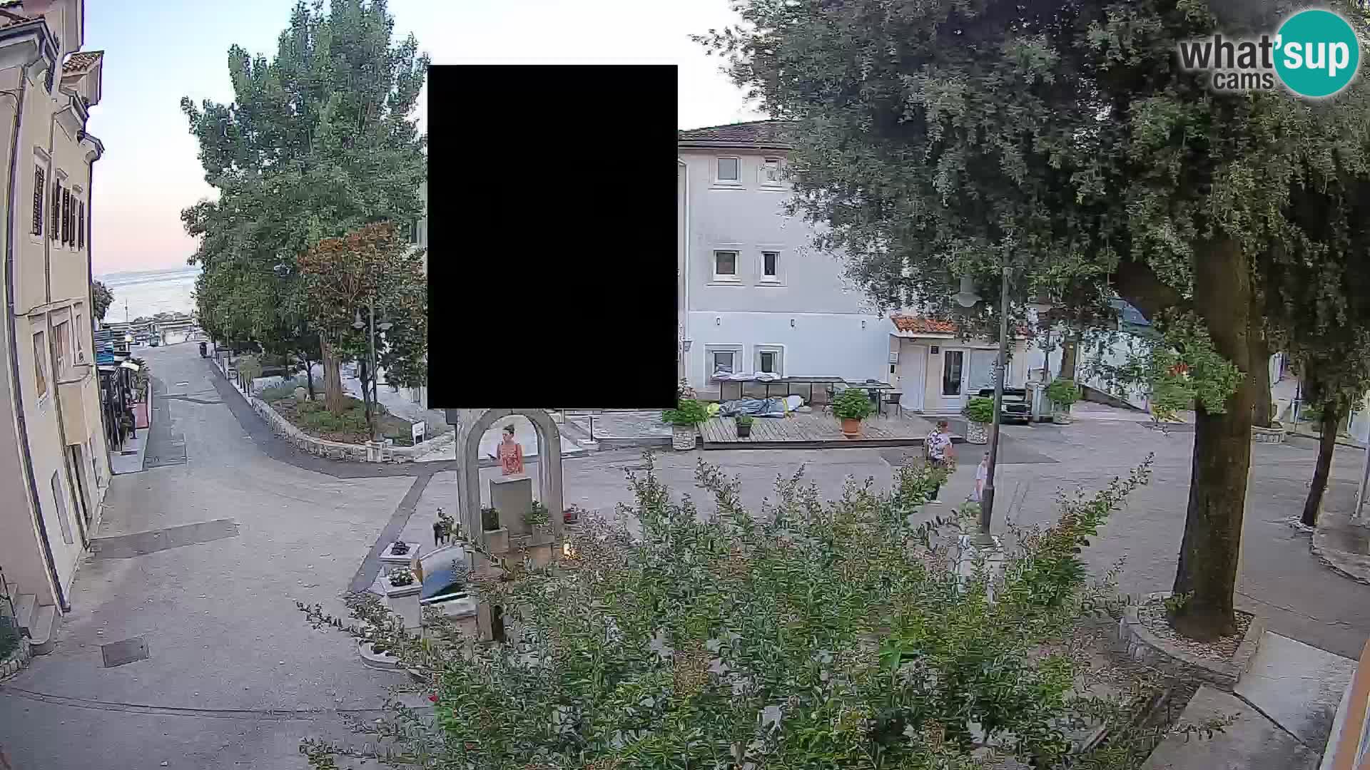 Spletna kamera center Mošćeniška Draga – Pogled v živo