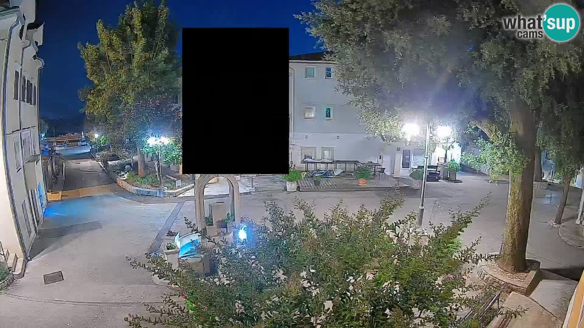 Spletna kamera center Mošćeniška Draga – Pogled v živo
