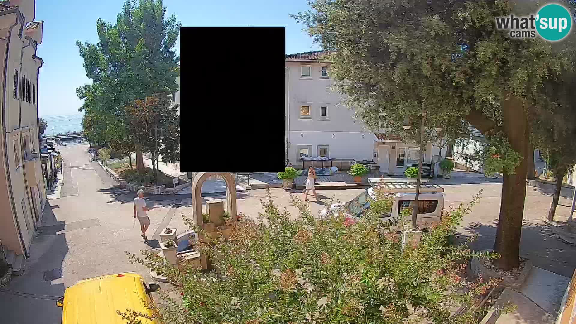 Webcam Mošćenička Draga Center – Live View of the Town Center