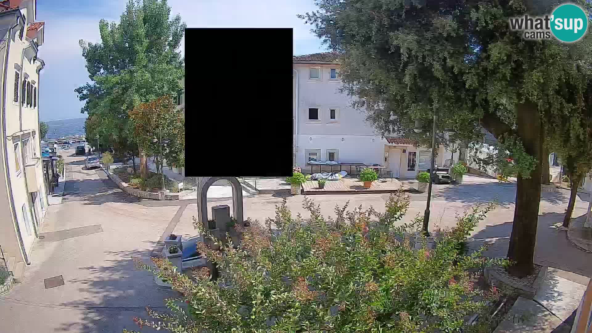 Webcam Mošćenička Draga Center – Live View of the Town Center