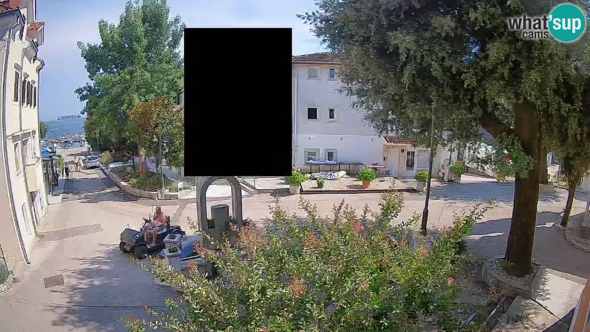 Webcam Mošćenička Draga Center – Live View of the Town Center