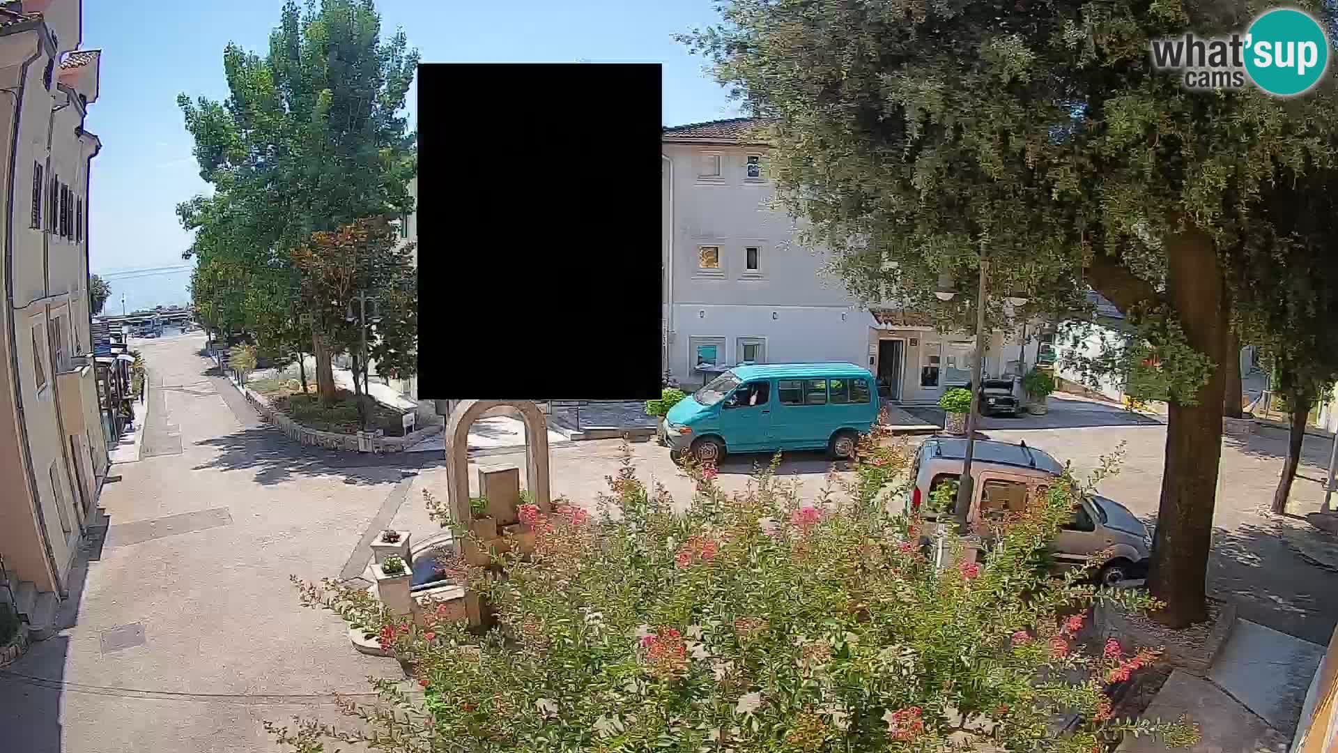 Webcam Mošćenička Draga Center – Live View of the Town Center