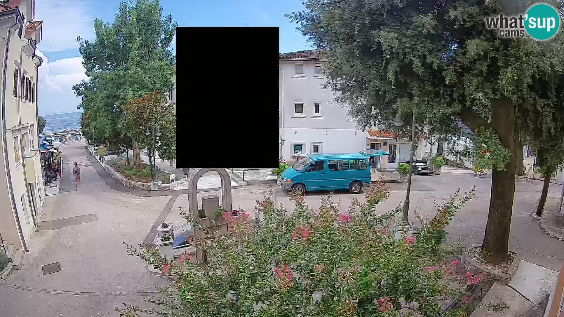 Web kamera centar Mošćeničke Drage – Pogled uživo