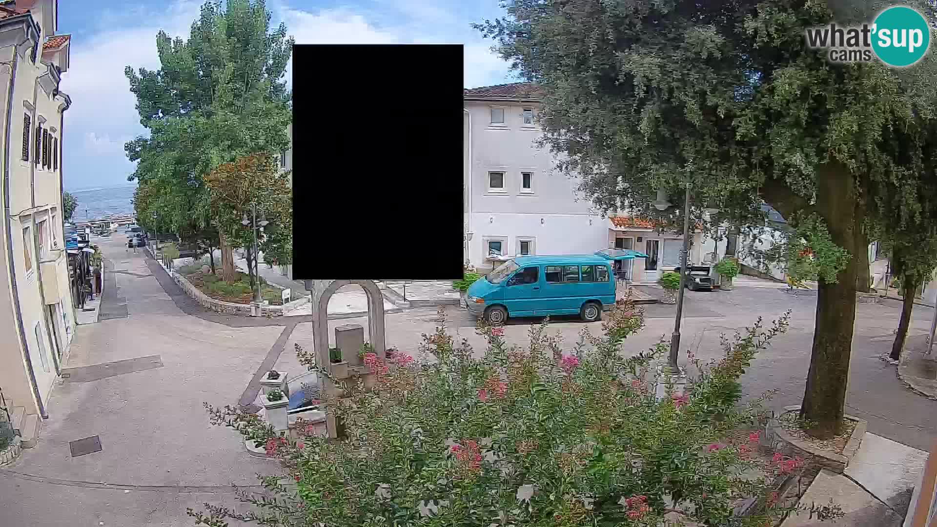 Spletna kamera center Mošćeniška Draga – Pogled v živo