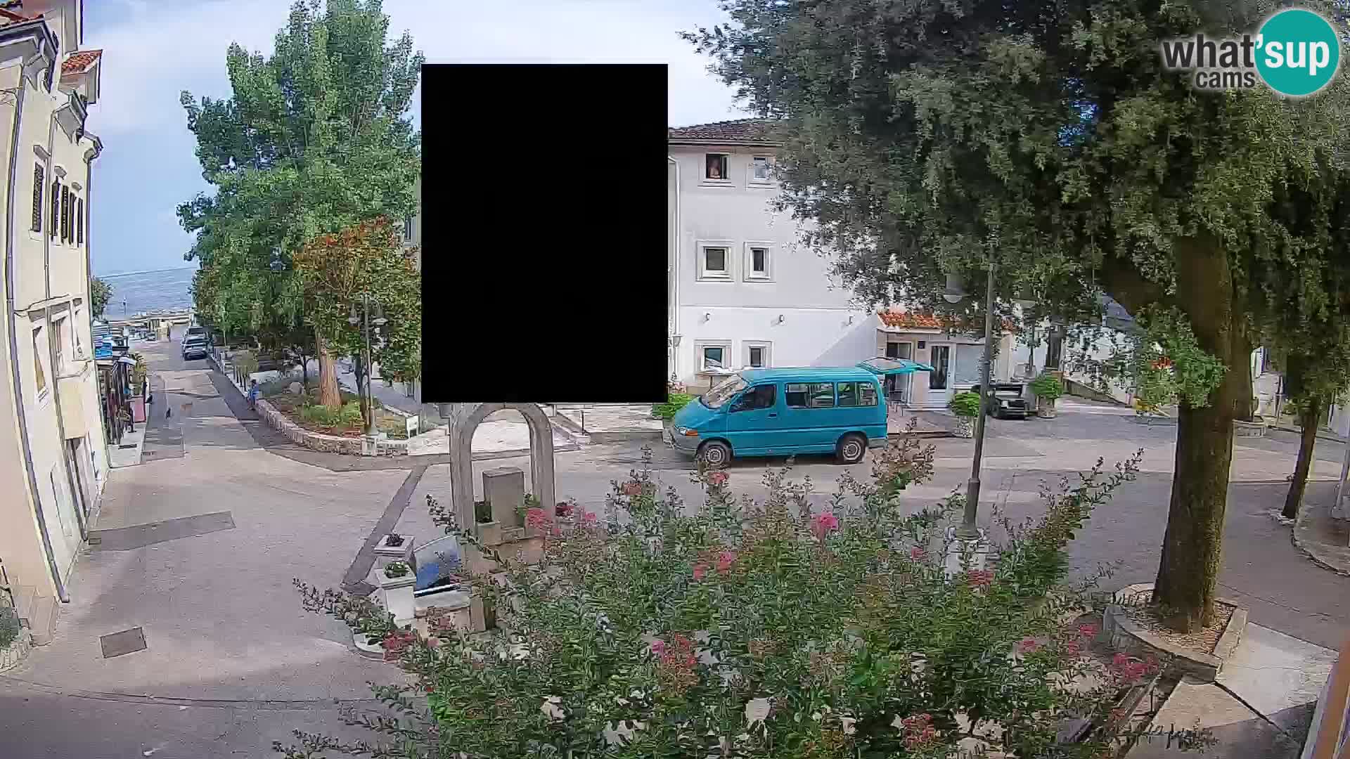 Webcam Mošćenička Draga Center – Live View of the Town Center