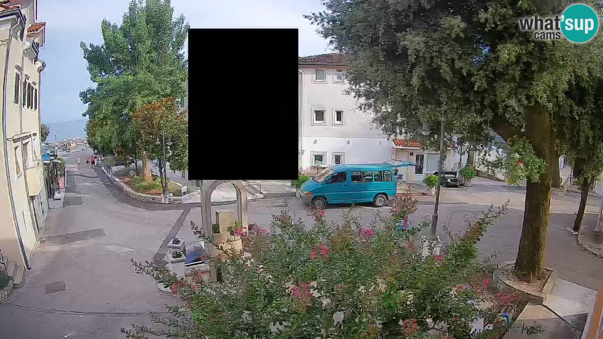 Webcam Mošćenička Draga Center – Live View of the Town Center