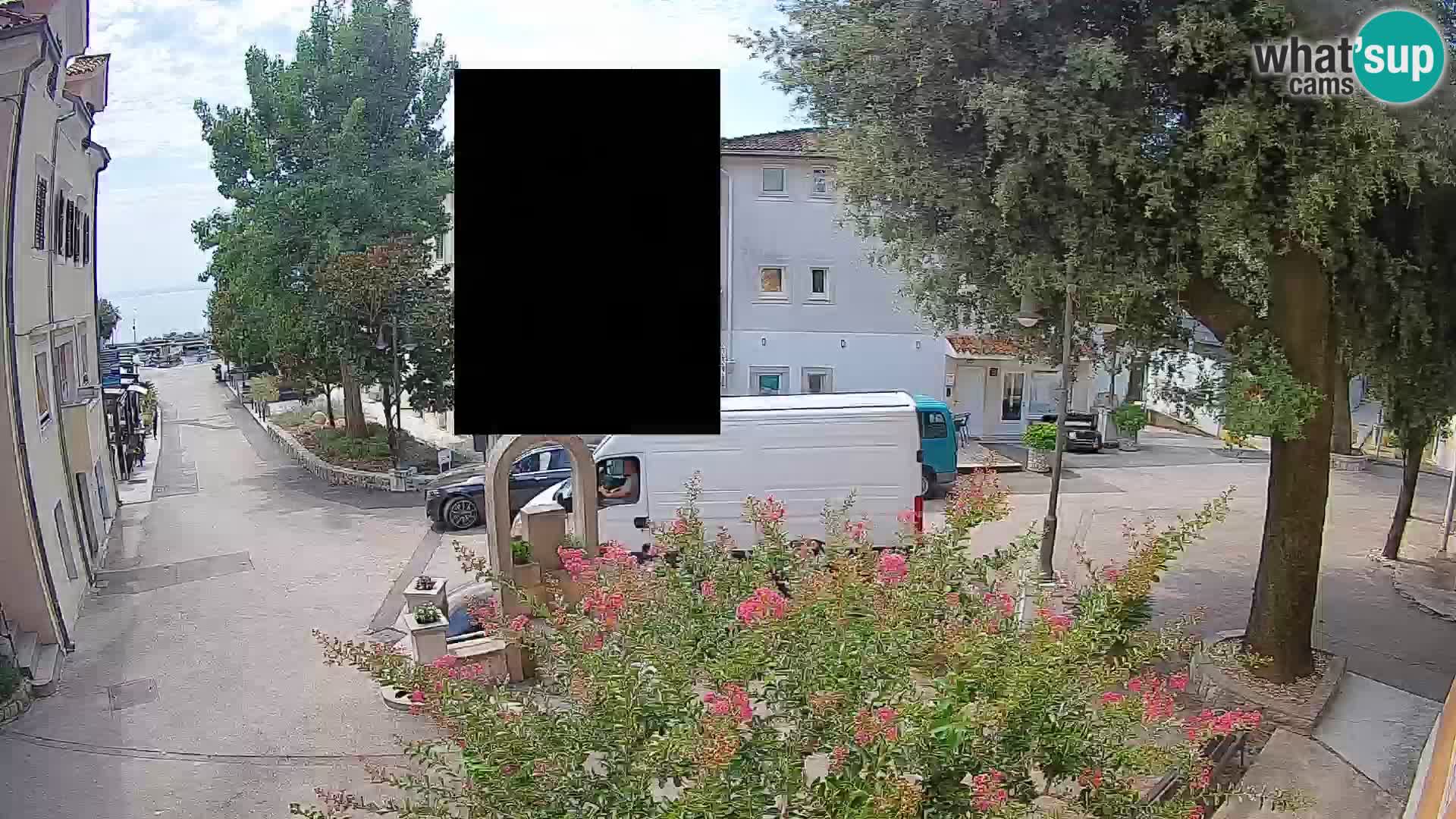 Spletna kamera center Mošćeniška Draga – Pogled v živo