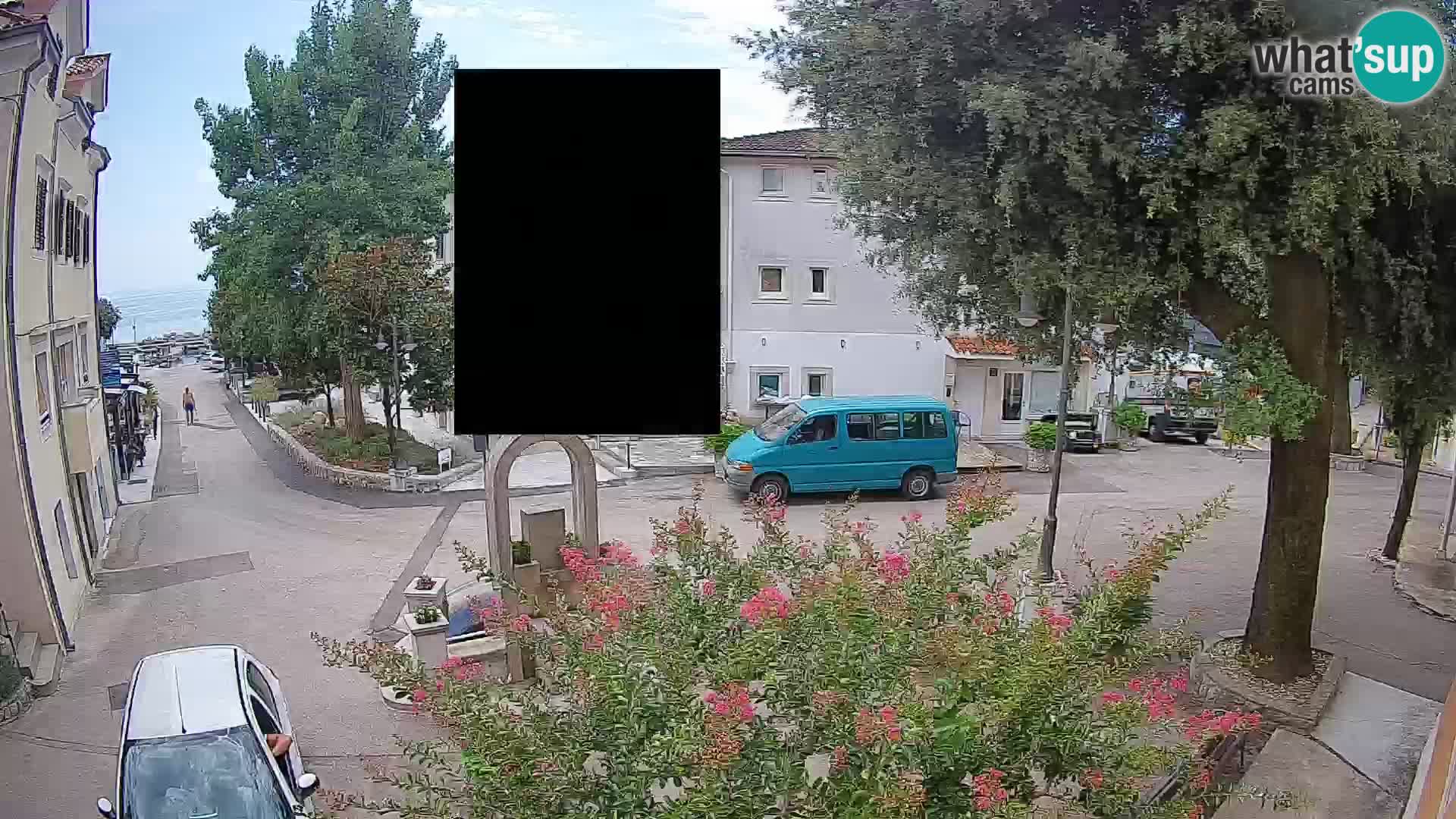 Web kamera centar Mošćeničke Drage – Pogled uživo