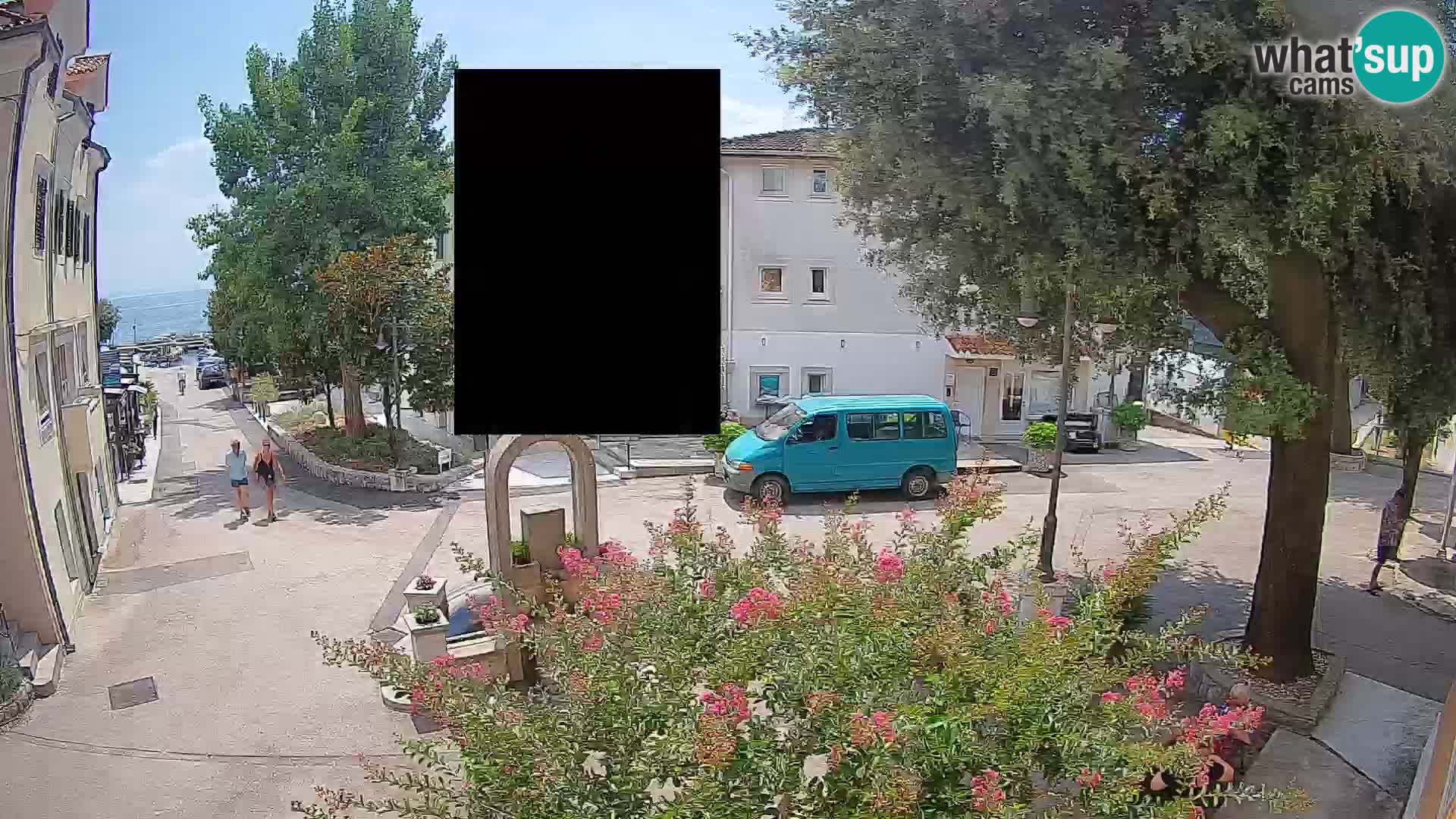 Web kamera centar Mošćeničke Drage – Pogled uživo