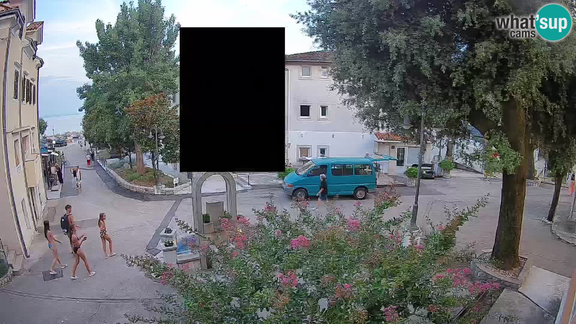 Spletna kamera center Mošćeniška Draga – Pogled v živo