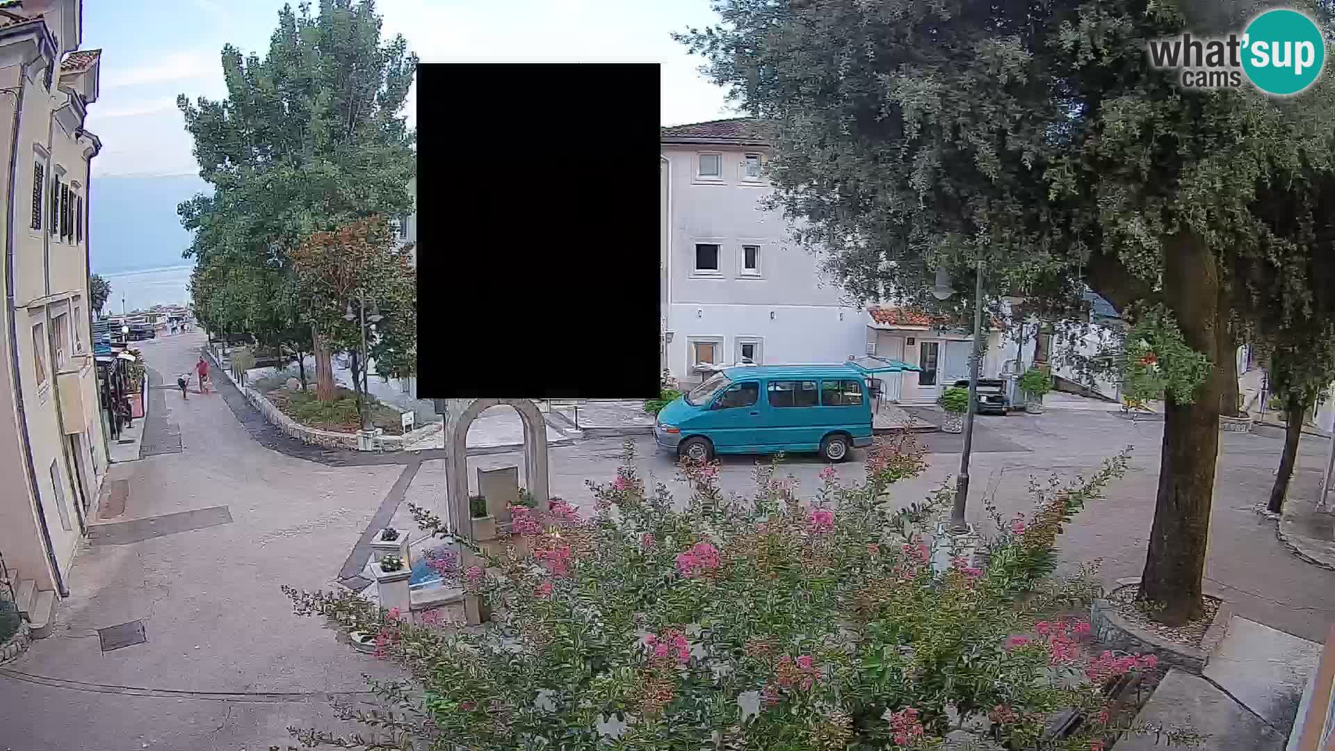 Spletna kamera center Mošćeniška Draga – Pogled v živo