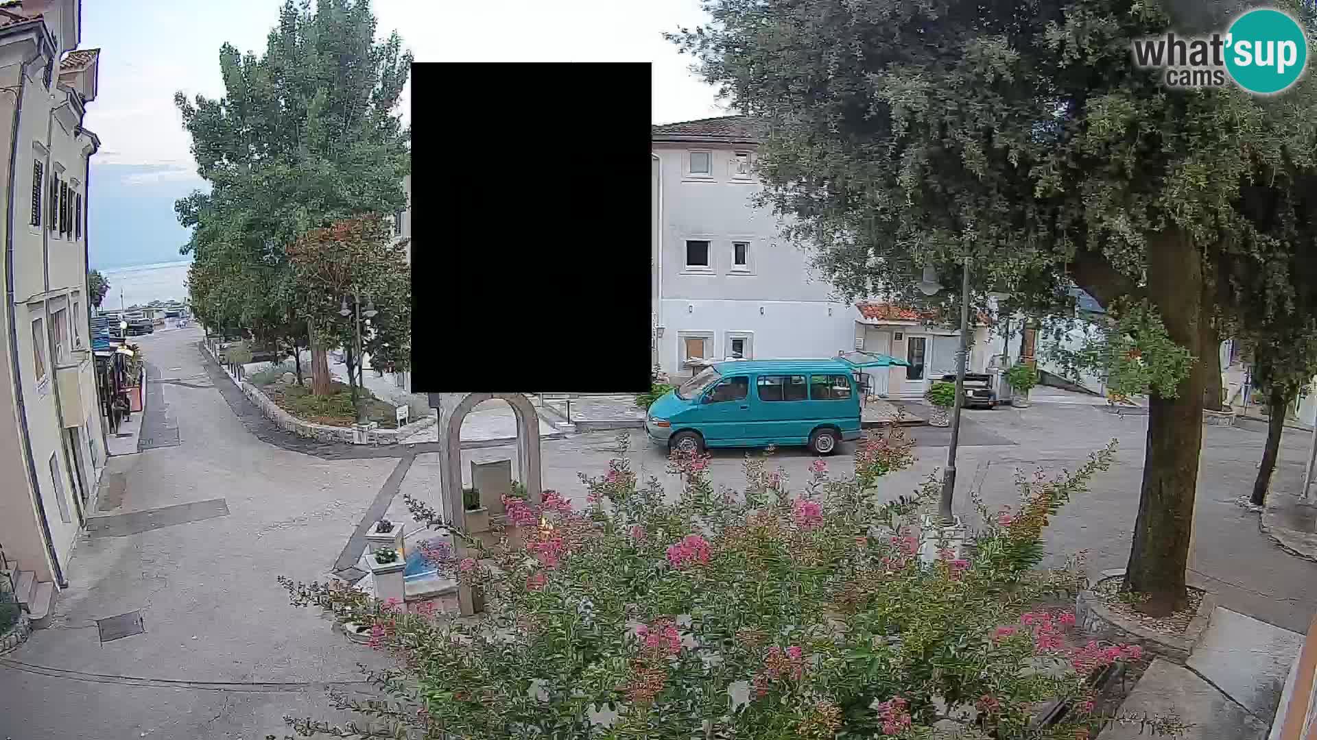 Spletna kamera center Mošćeniška Draga – Pogled v živo