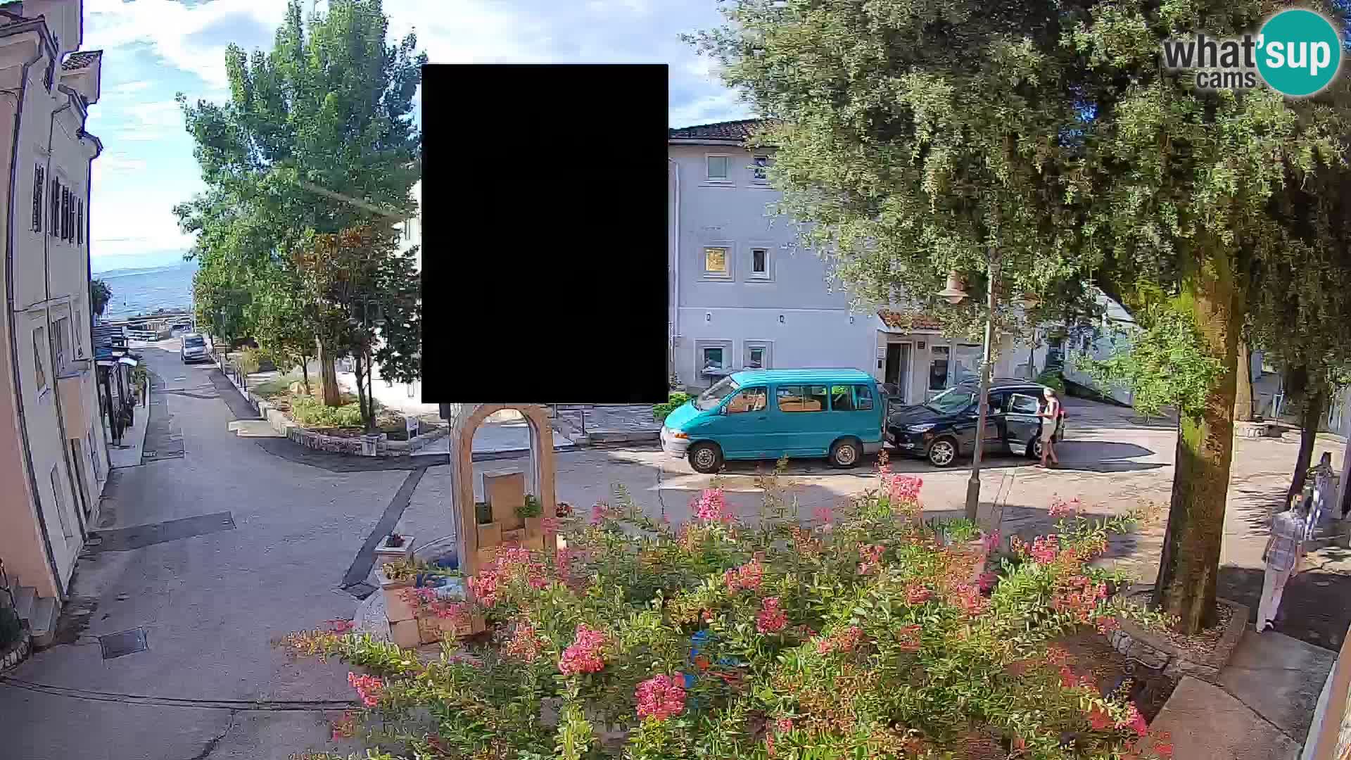 Spletna kamera center Mošćeniška Draga – Pogled v živo