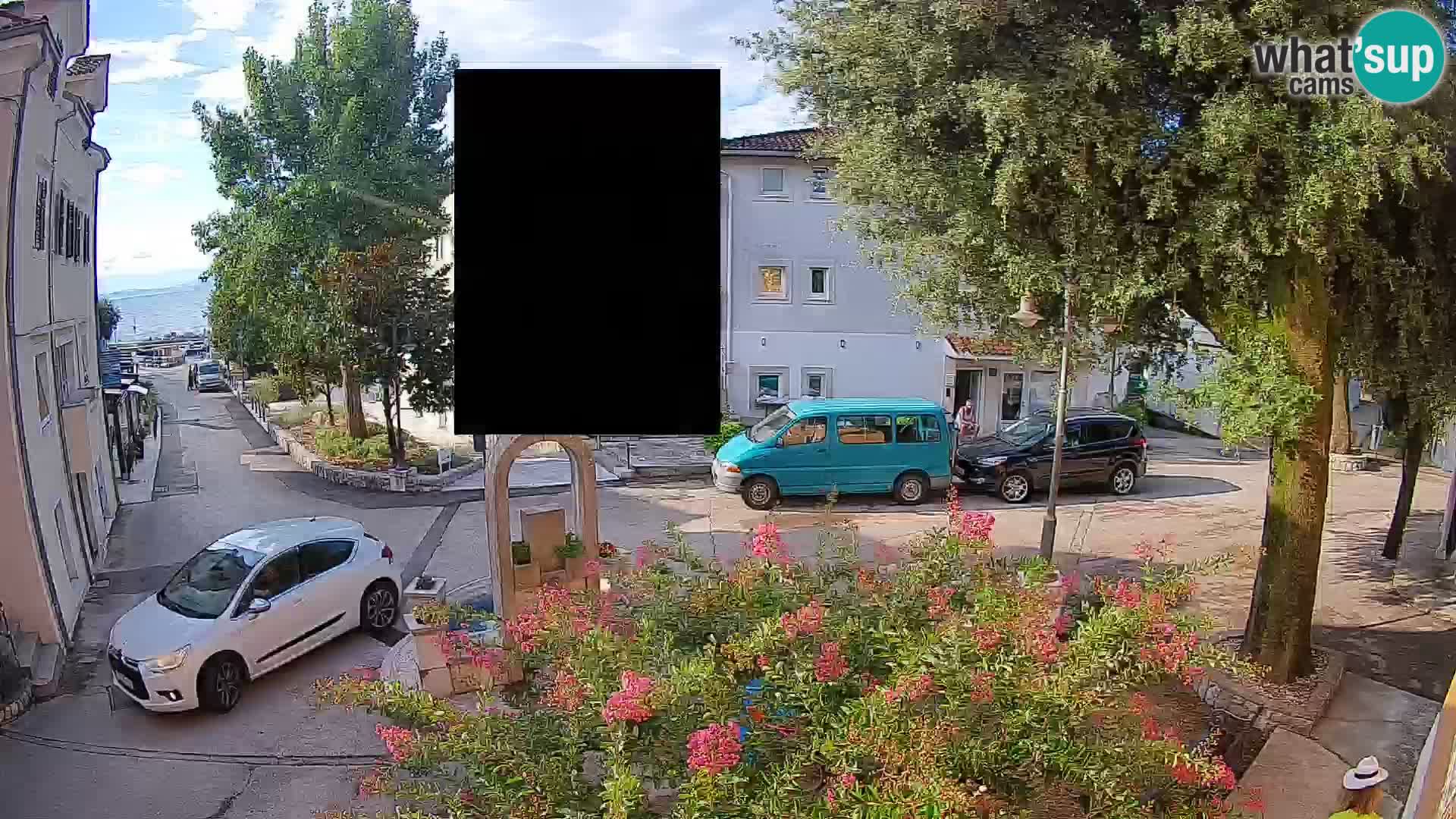 Webcam Mošćenička Draga Center – Live View of the Town Center