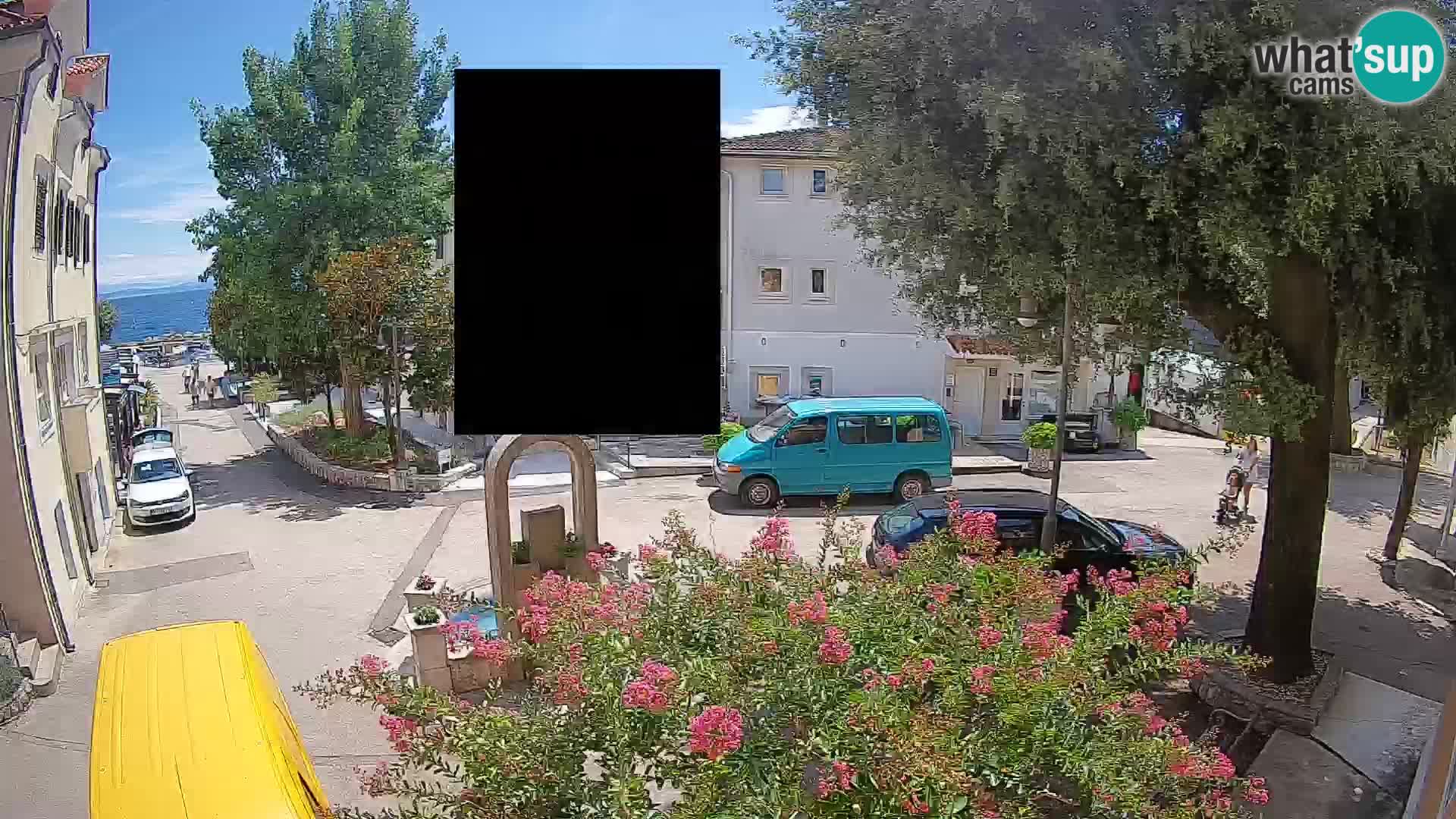 Webcam Mošćenička Draga Center – Live View of the Town Center