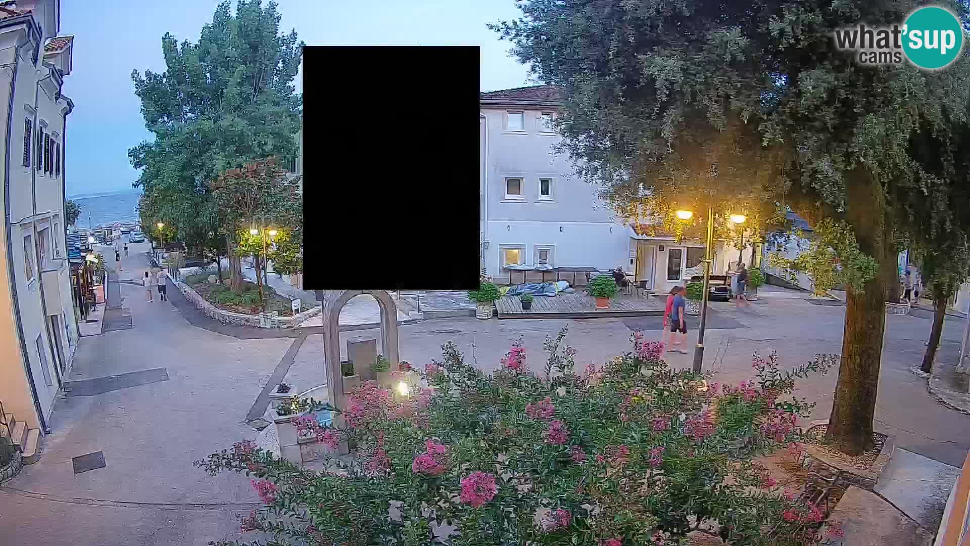 Webcam Mošćenička Draga Center – Live View of the Town Center