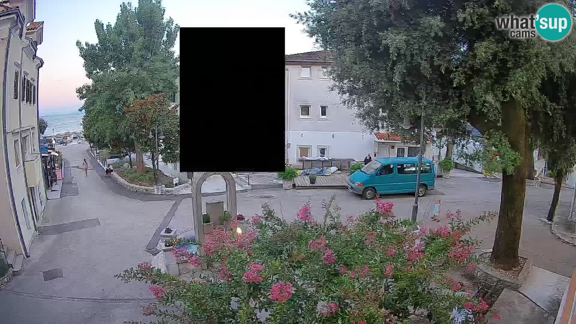 Webcam Mošćenička Draga Center – Live View of the Town Center