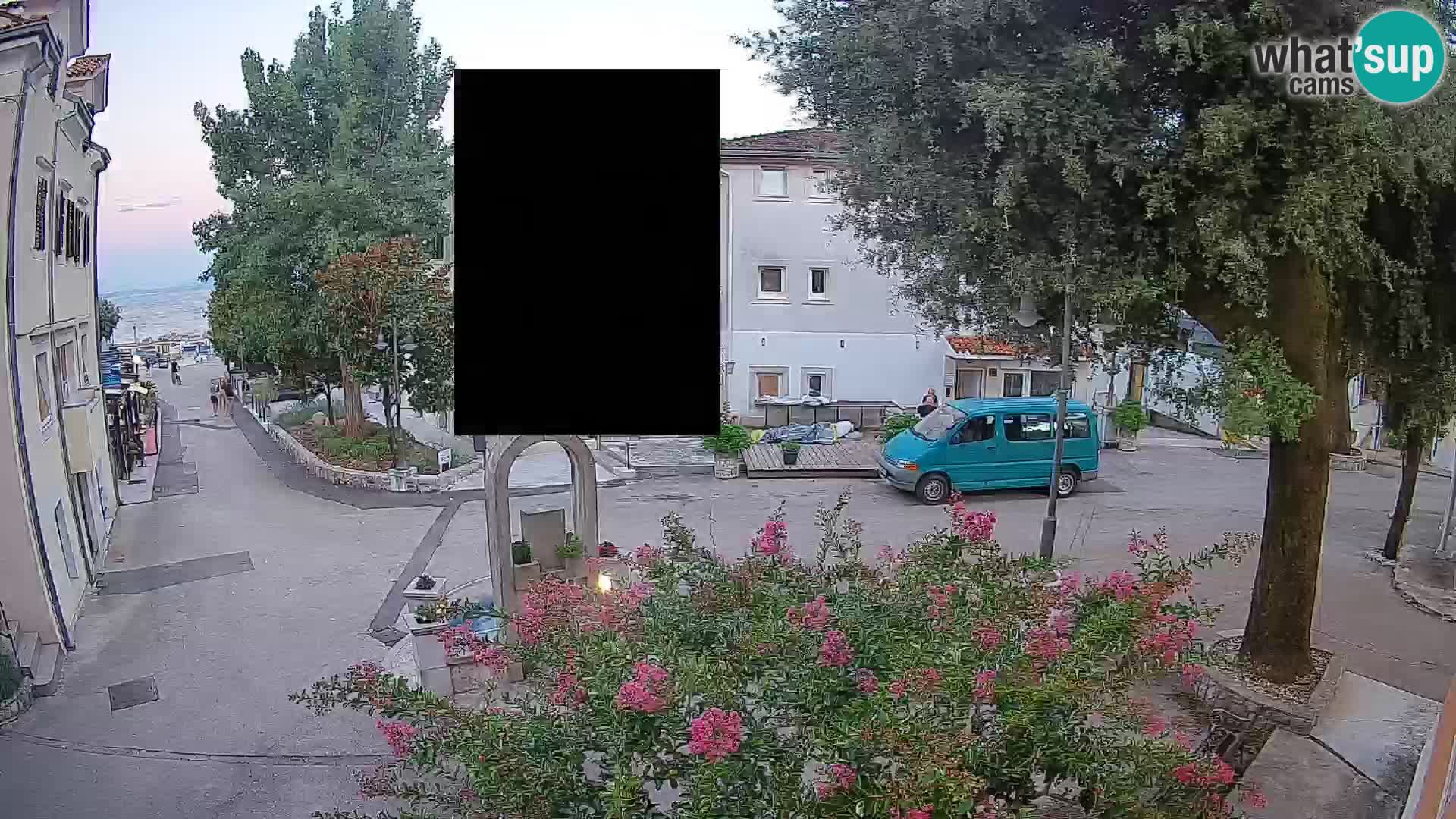 Webcam Mošćenička Draga Center – Live View of the Town Center