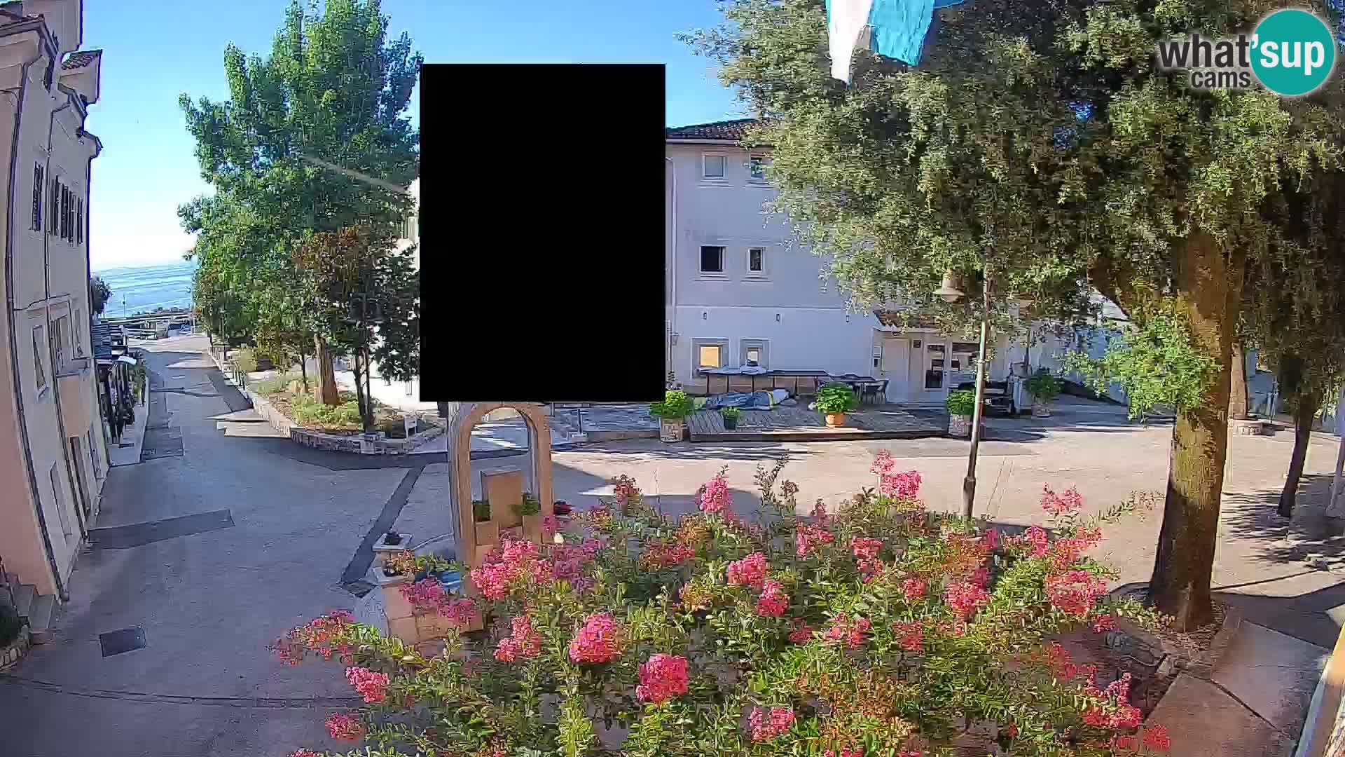 Webcam Mošćenička Draga Center – Live View of the Town Center