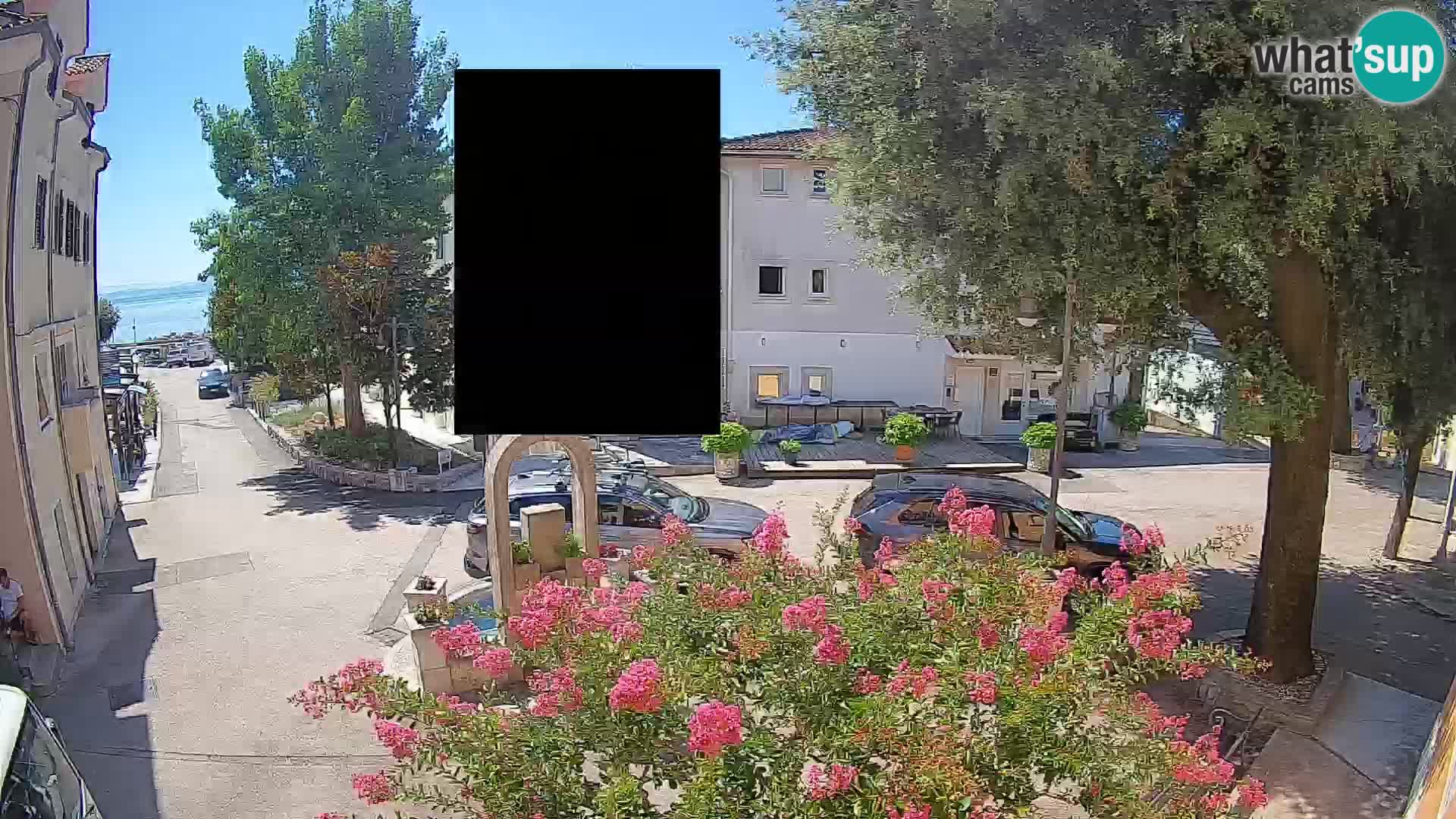 Webcam Mošćenička Draga Center – Live View of the Town Center