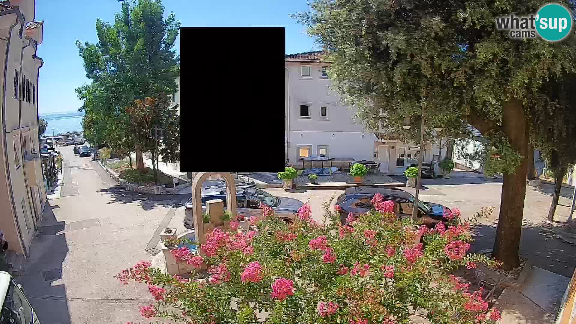 Webcam Mošćenička Draga Center – Live View of the Town Center