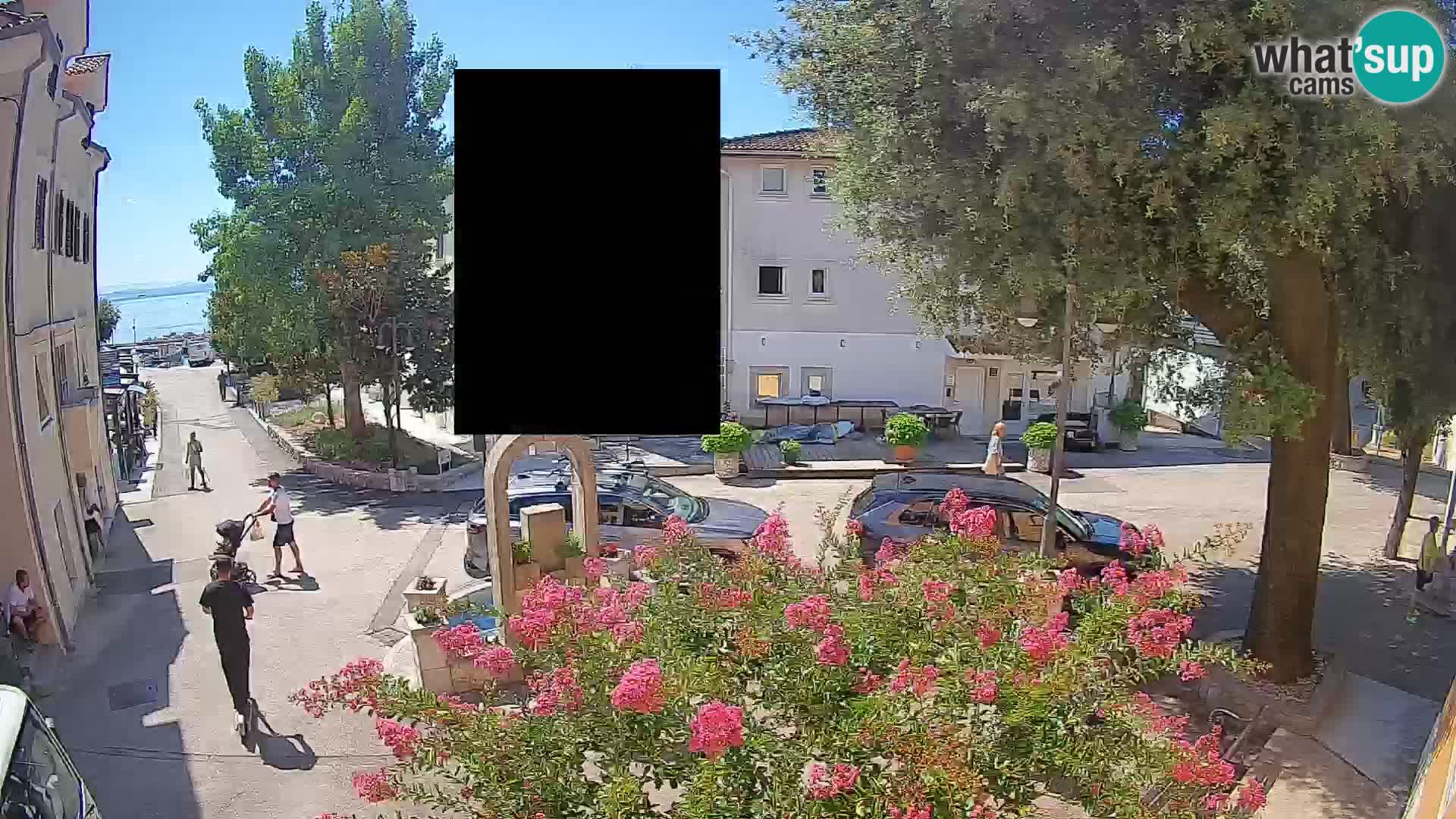 Webcam Mošćenička Draga Center – Live View of the Town Center