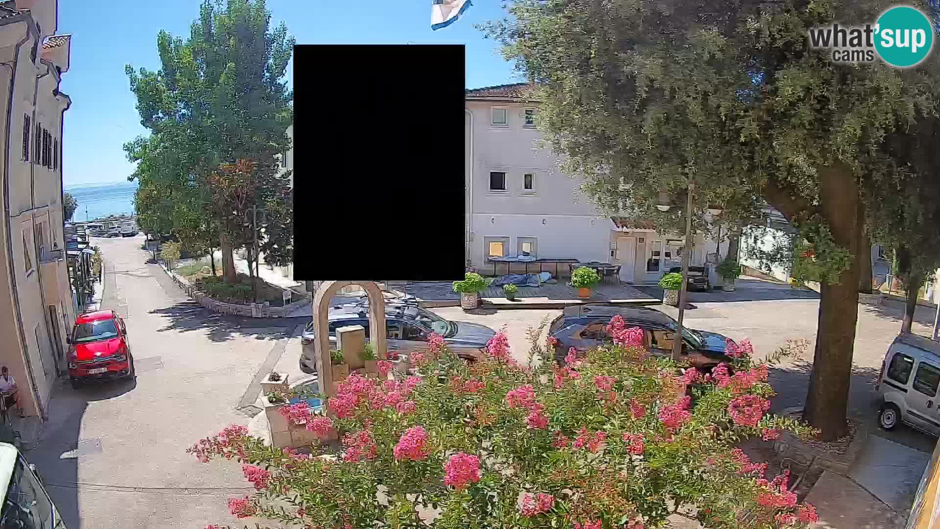 Spletna kamera center Mošćeniška Draga – Pogled v živo