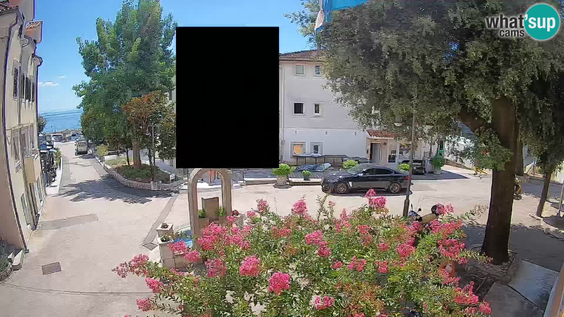 Spletna kamera center Mošćeniška Draga – Pogled v živo