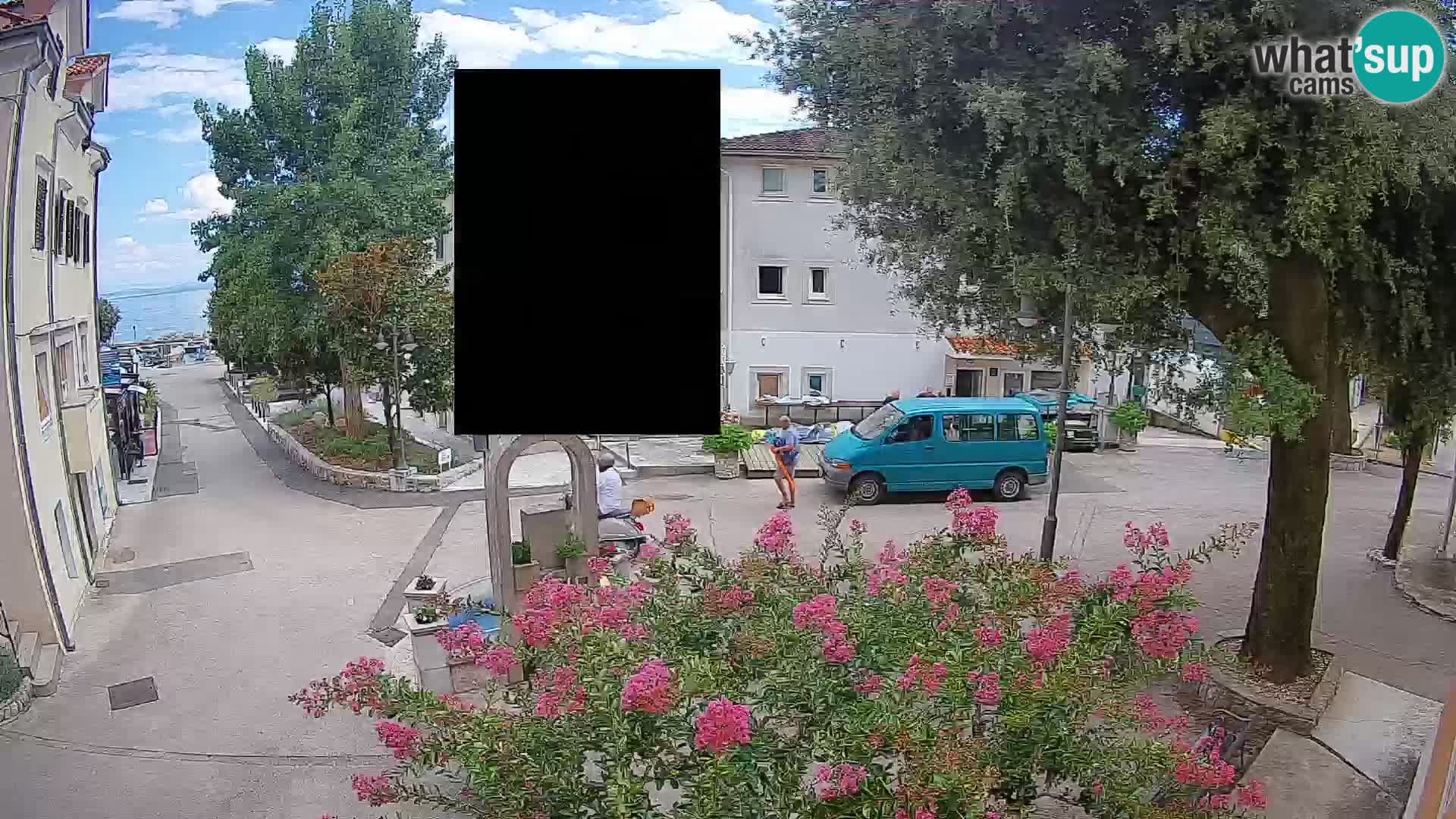 Webcam Mošćenička Draga Center – Live View of the Town Center