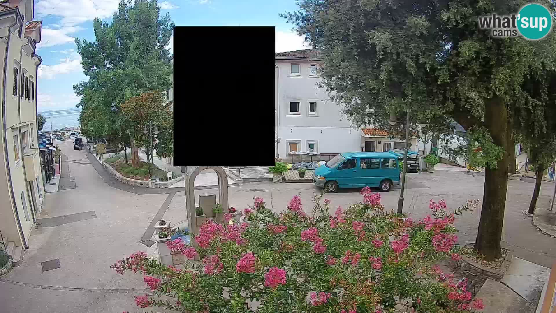 Spletna kamera center Mošćeniška Draga – Pogled v živo