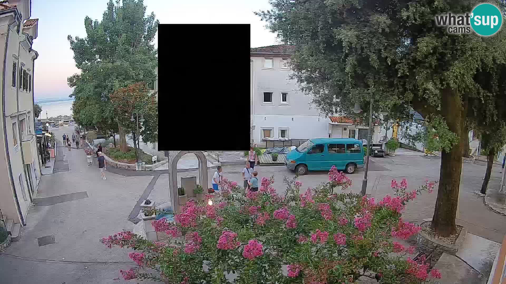 Webcam Mošćenička Draga Center – Live View of the Town Center
