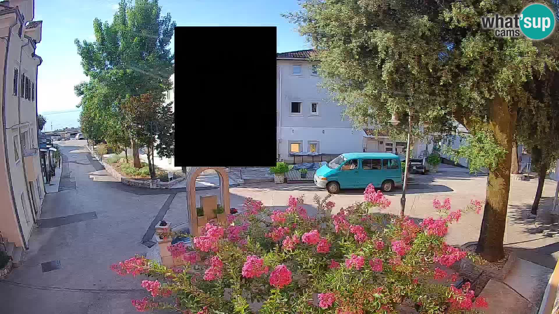 Webcam Mošćenička Draga Center – Live View of the Town Center