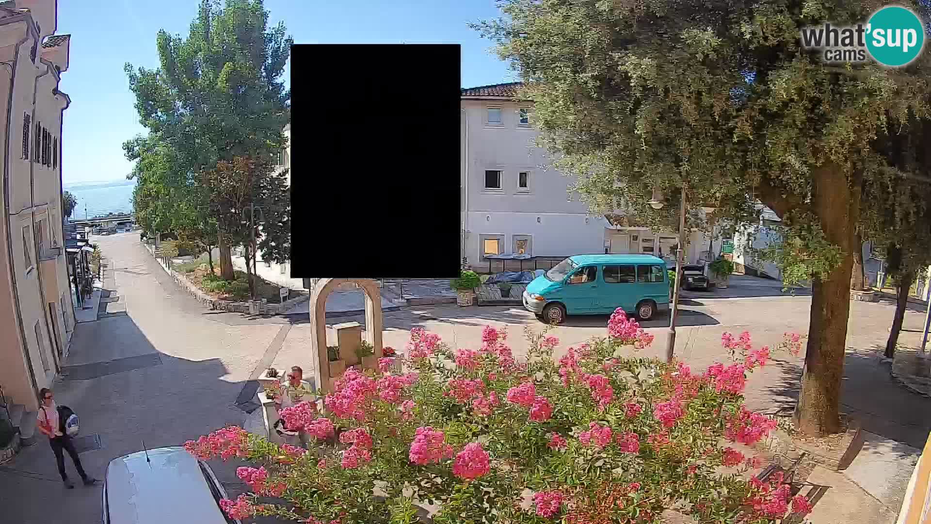 Web kamera centar Mošćeničke Drage – Pogled uživo