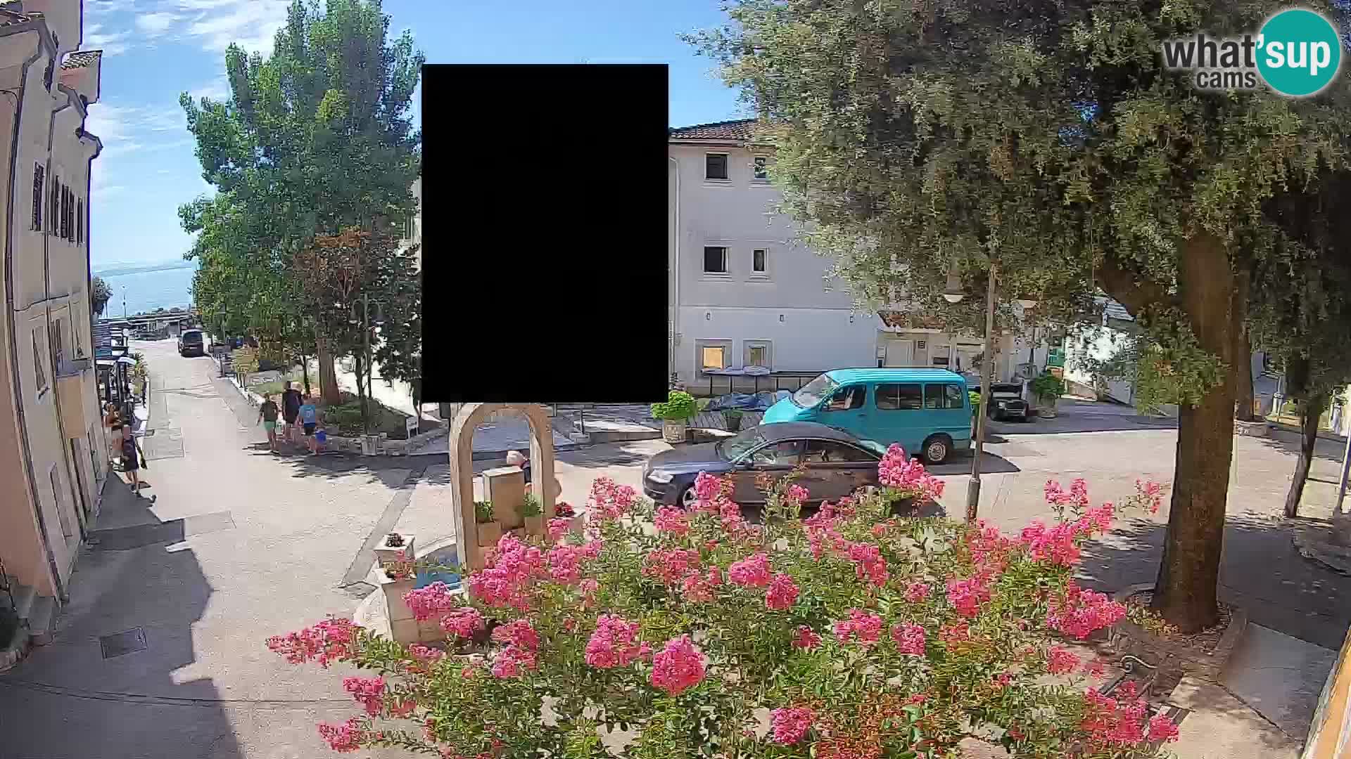 Web kamera centar Mošćeničke Drage – Pogled uživo