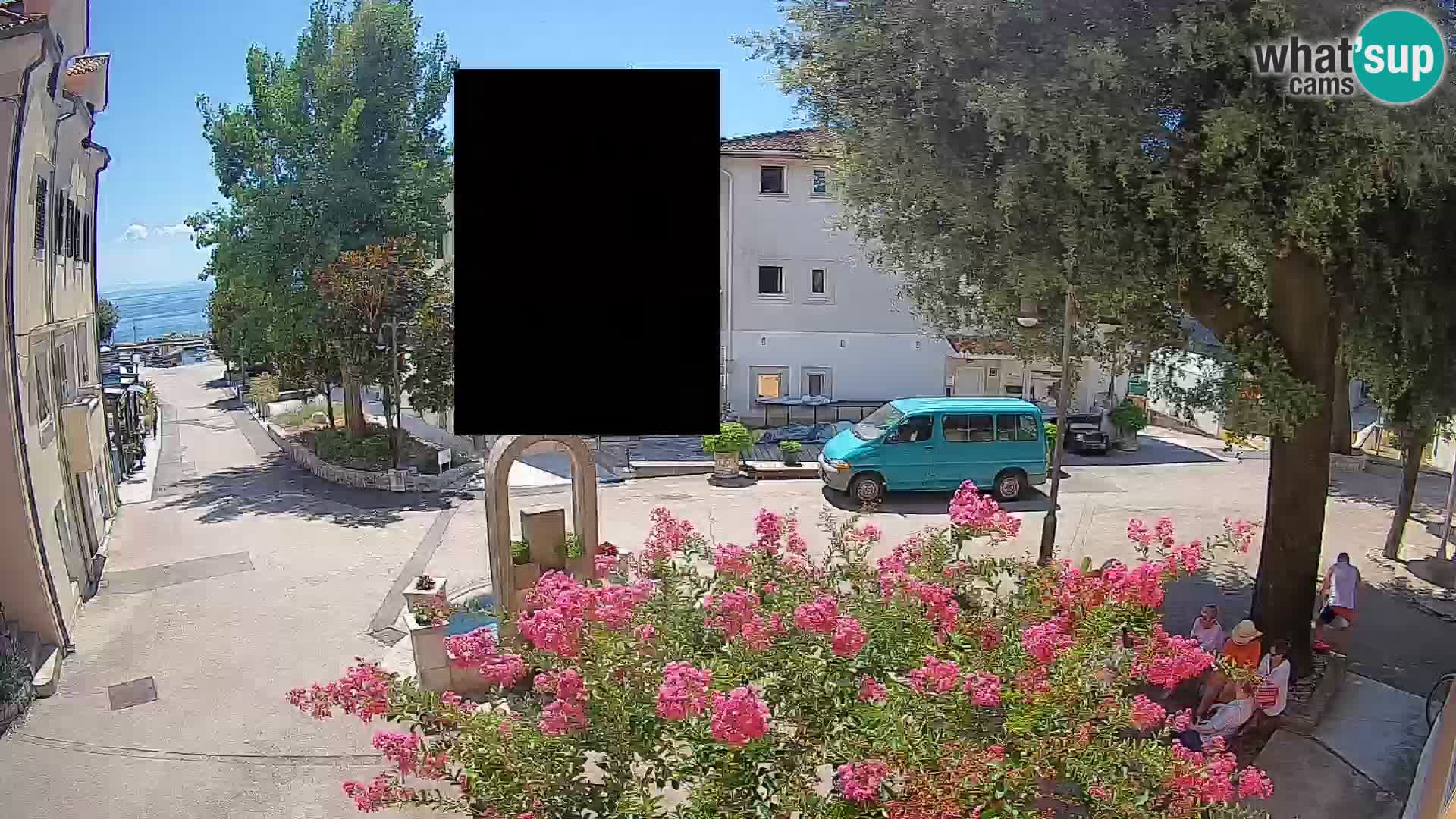 Webcam Mošćenička Draga Center – Live View of the Town Center