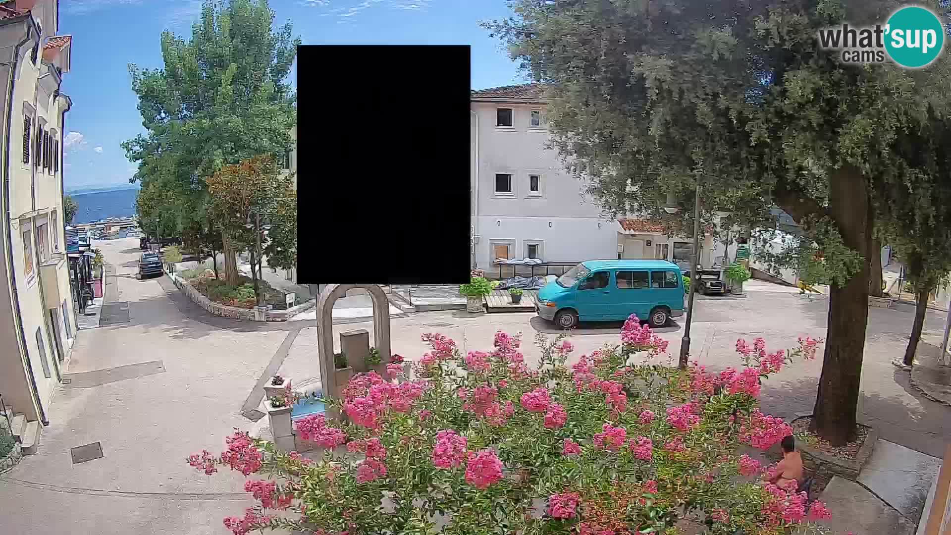 Spletna kamera center Mošćeniška Draga – Pogled v živo