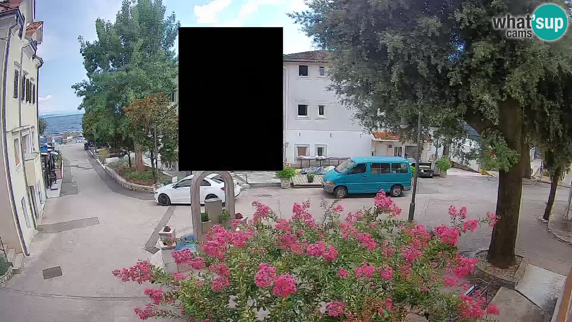 Web kamera centar Mošćeničke Drage – Pogled uživo