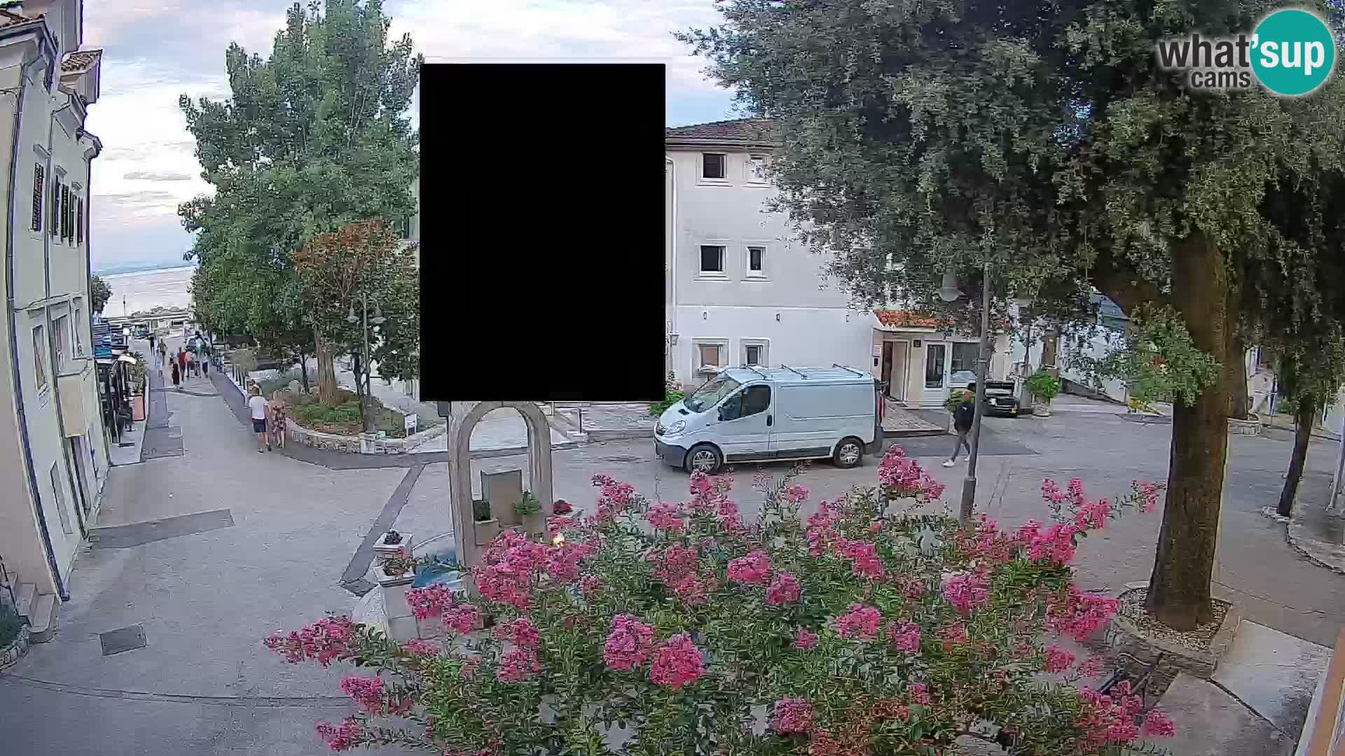 Spletna kamera center Mošćeniška Draga – Pogled v živo