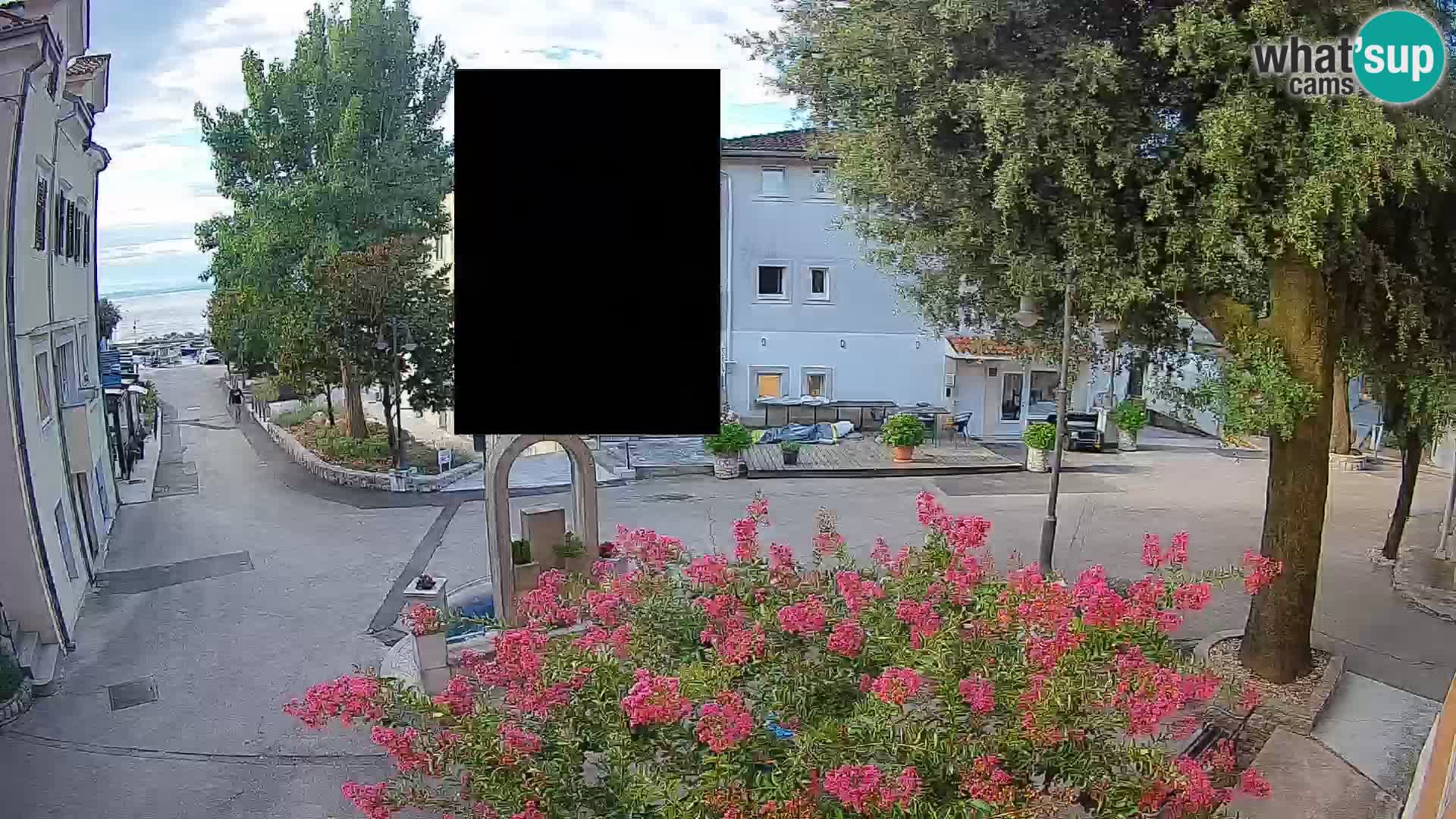 Webcam Mošćenička Draga Center – Live View of the Town Center