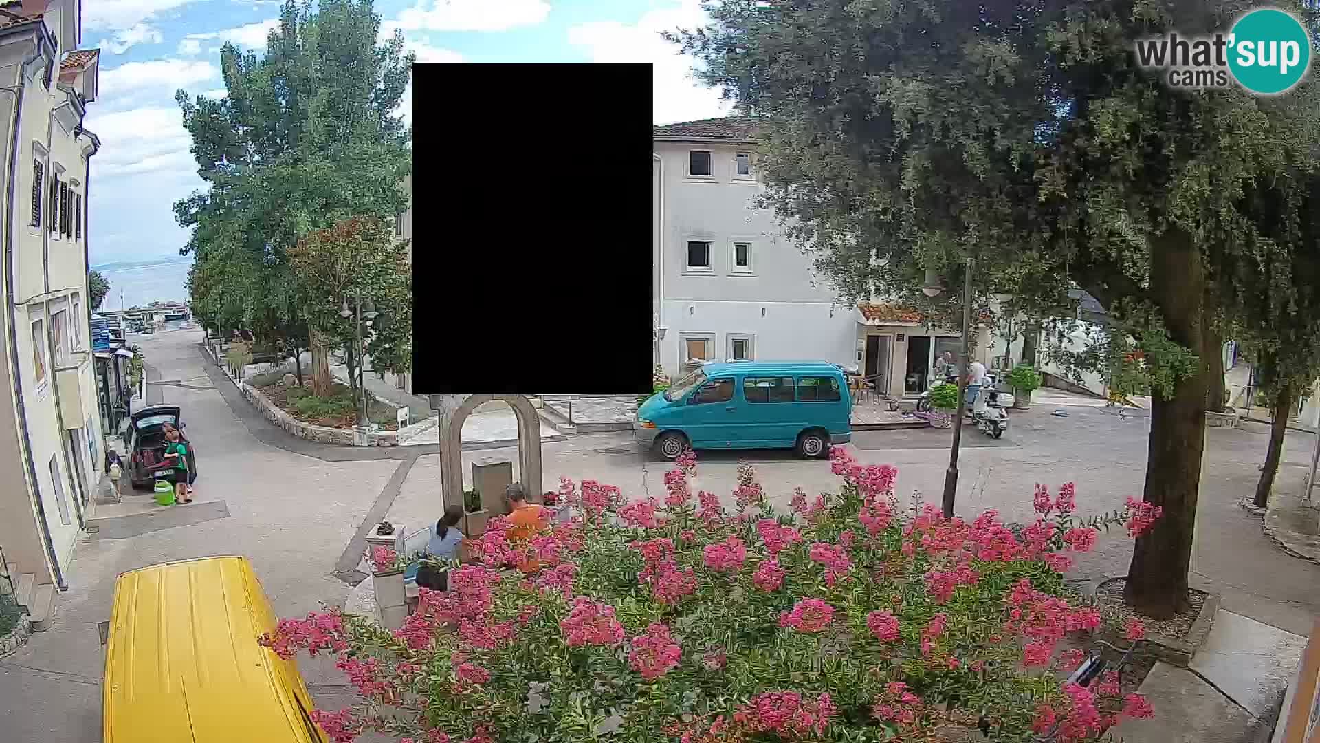 Spletna kamera center Mošćeniška Draga – Pogled v živo