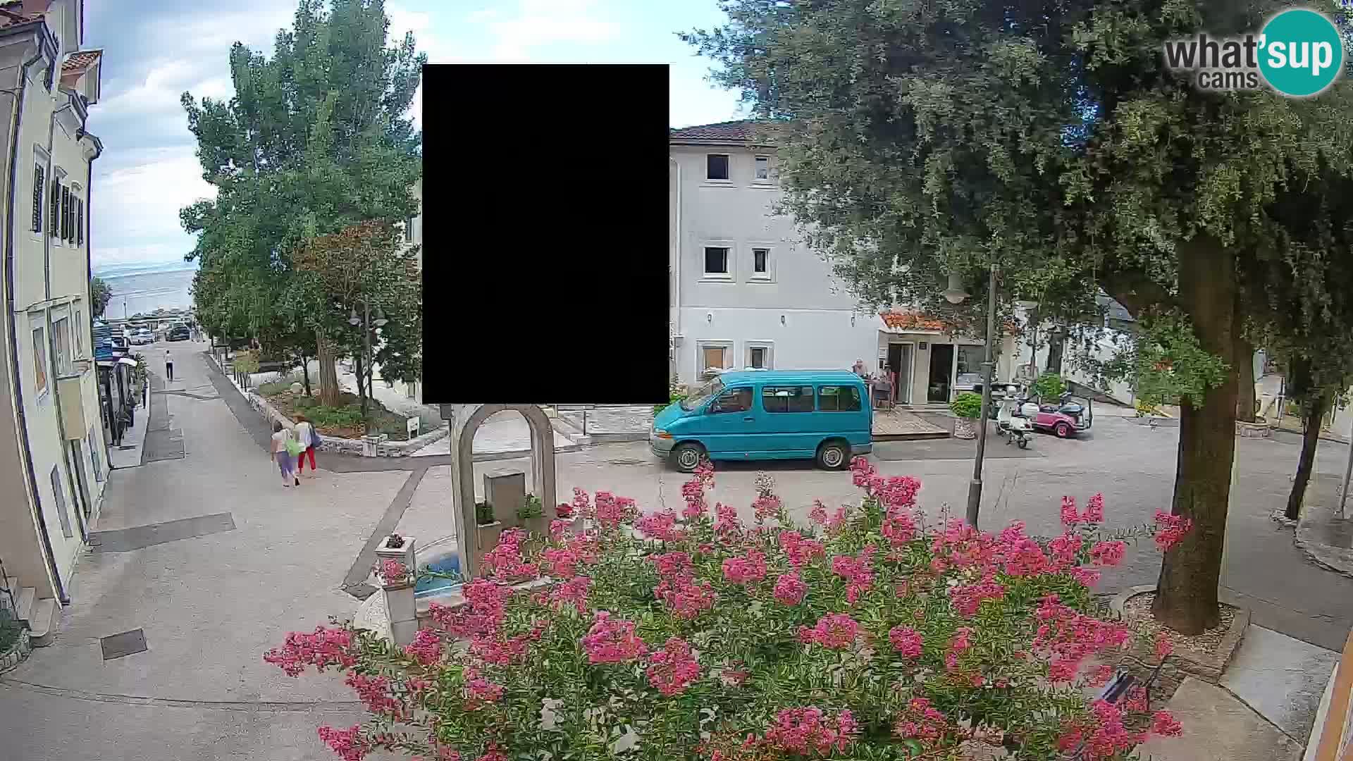 Web kamera centar Mošćeničke Drage – Pogled uživo
