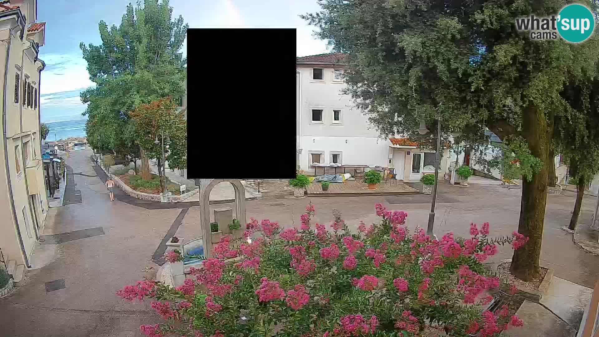 Spletna kamera center Mošćeniška Draga – Pogled v živo